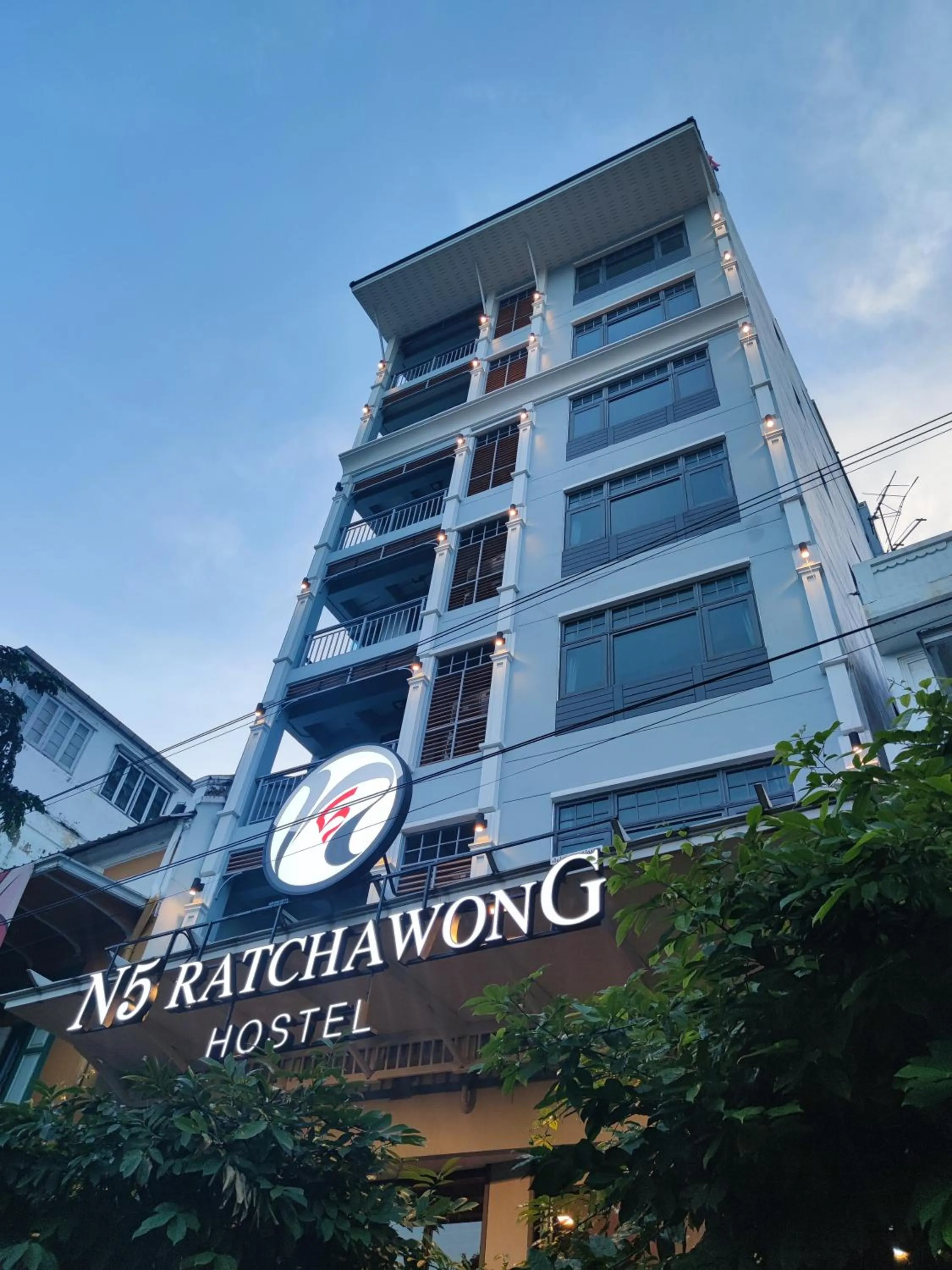 Property building in N5 Ratchawong Hostel
