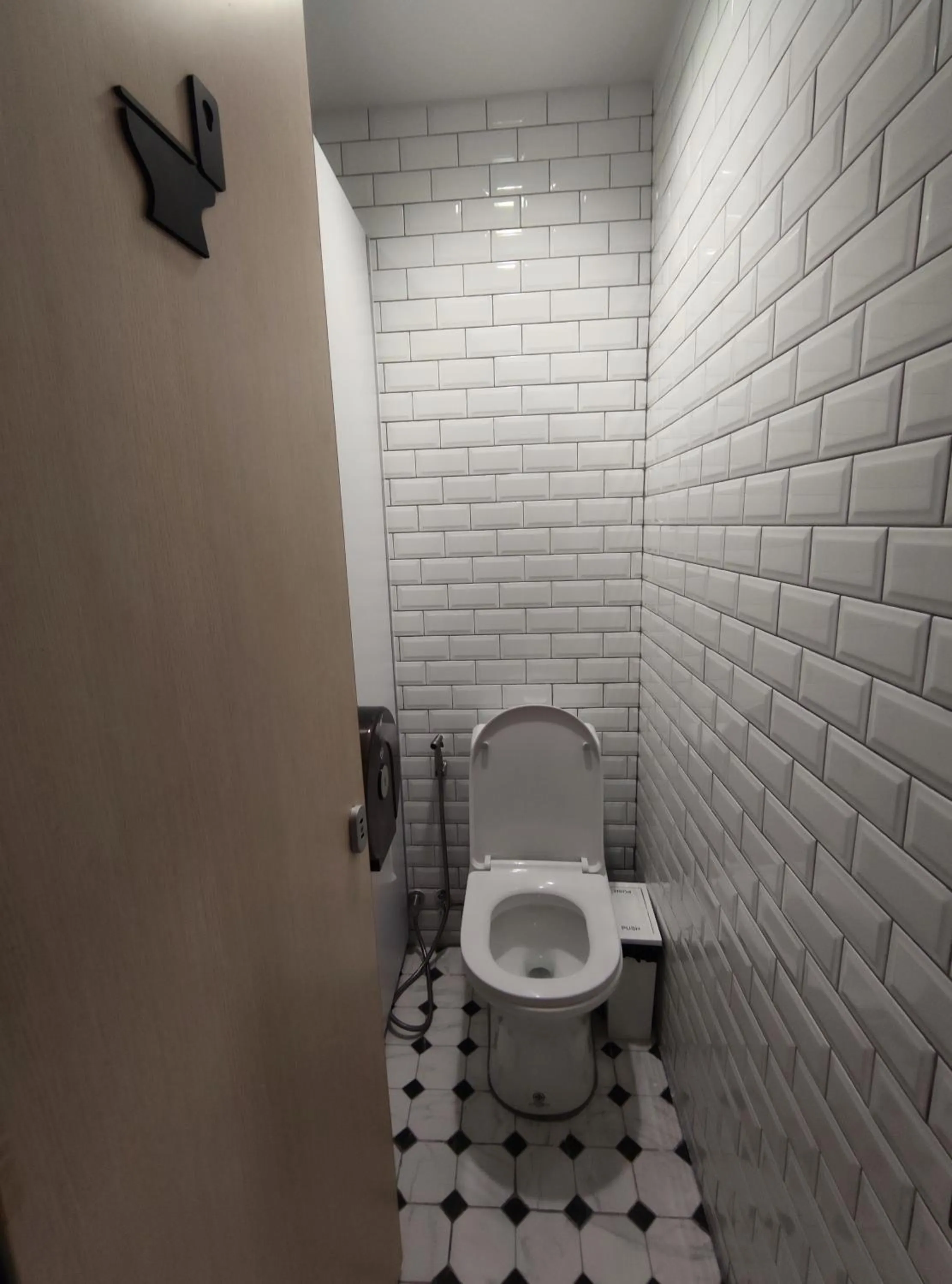 Bathroom in N5 Ratchawong Hostel