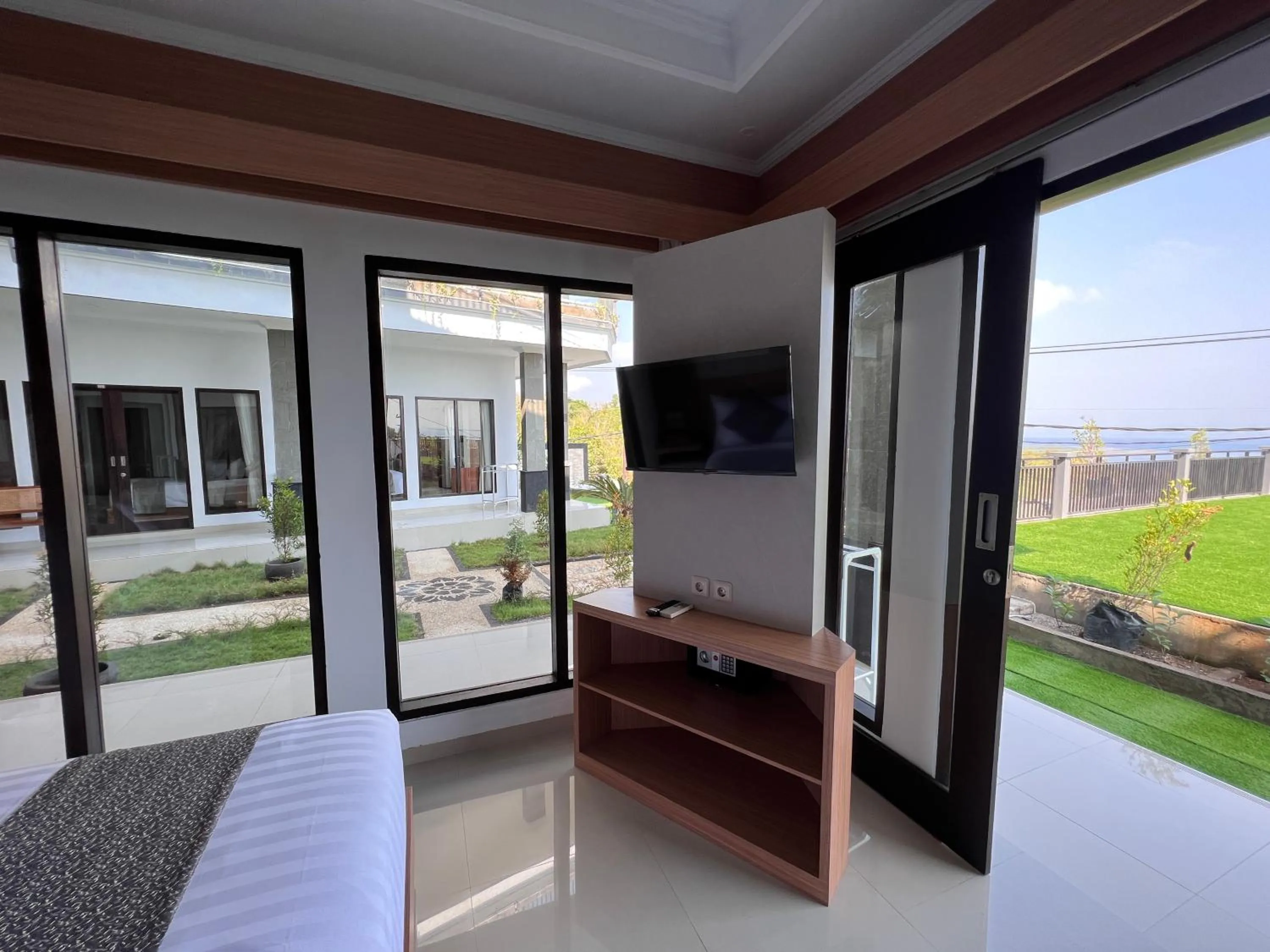 TV and multimedia in Grand Yuna Hotel Nusa Penida