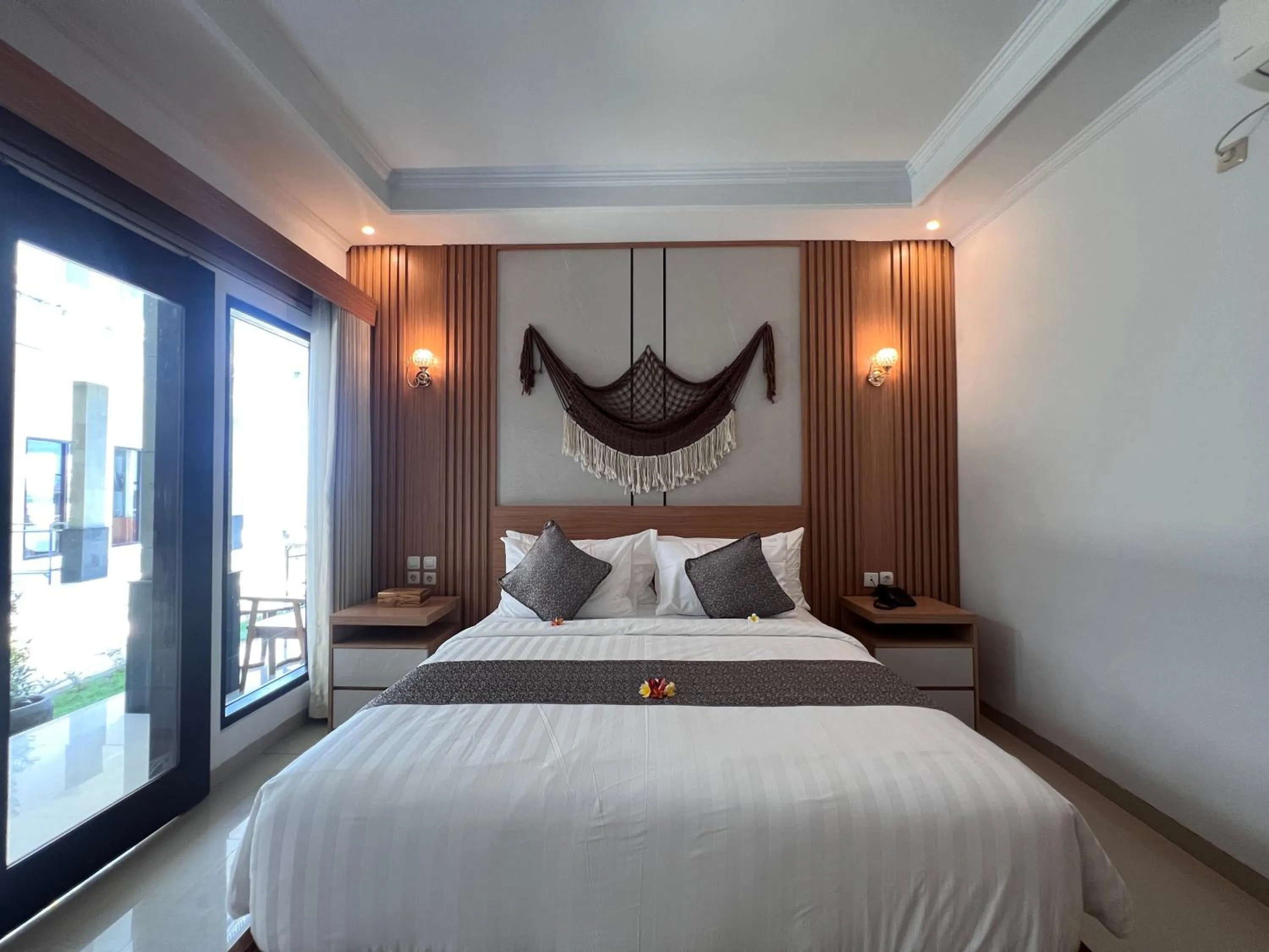 Bedroom, Bed in Grand Yuna Hotel Nusa Penida