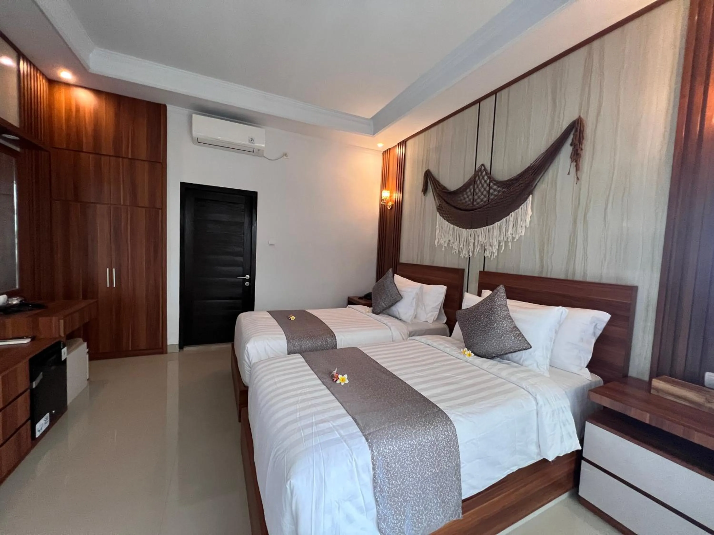 Bedroom, Bed in Grand Yuna Hotel Nusa Penida