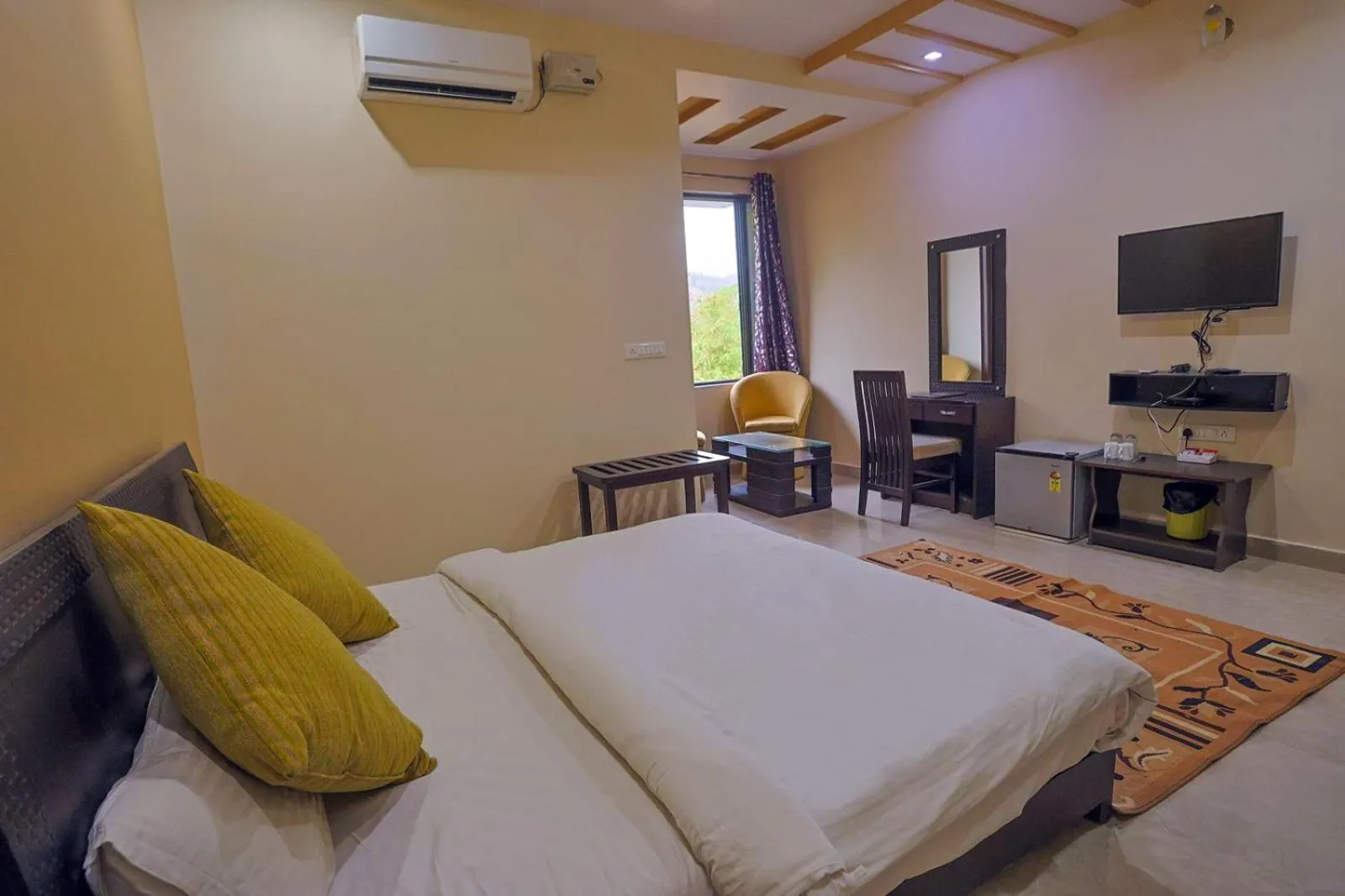 Bedroom, Bed in Meera Valley Resort By Nexottel