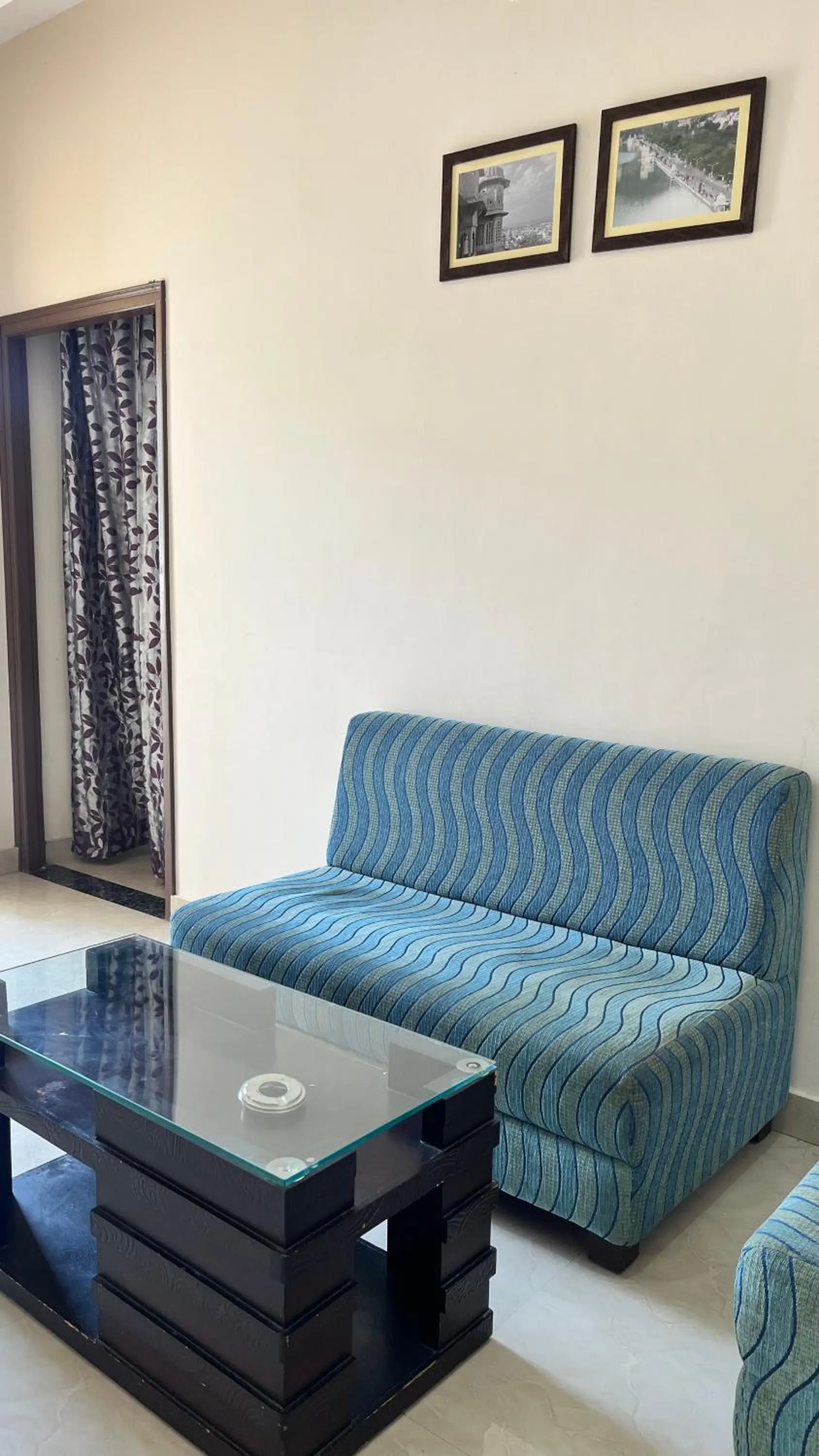 Living room in Meera Valley Resort By Nexottel