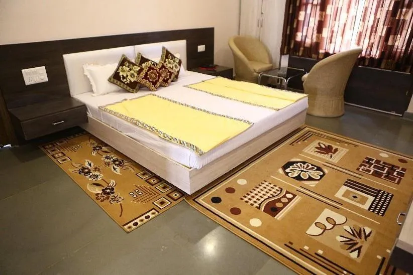 Bed in Meera Valley Resort By Nexottel