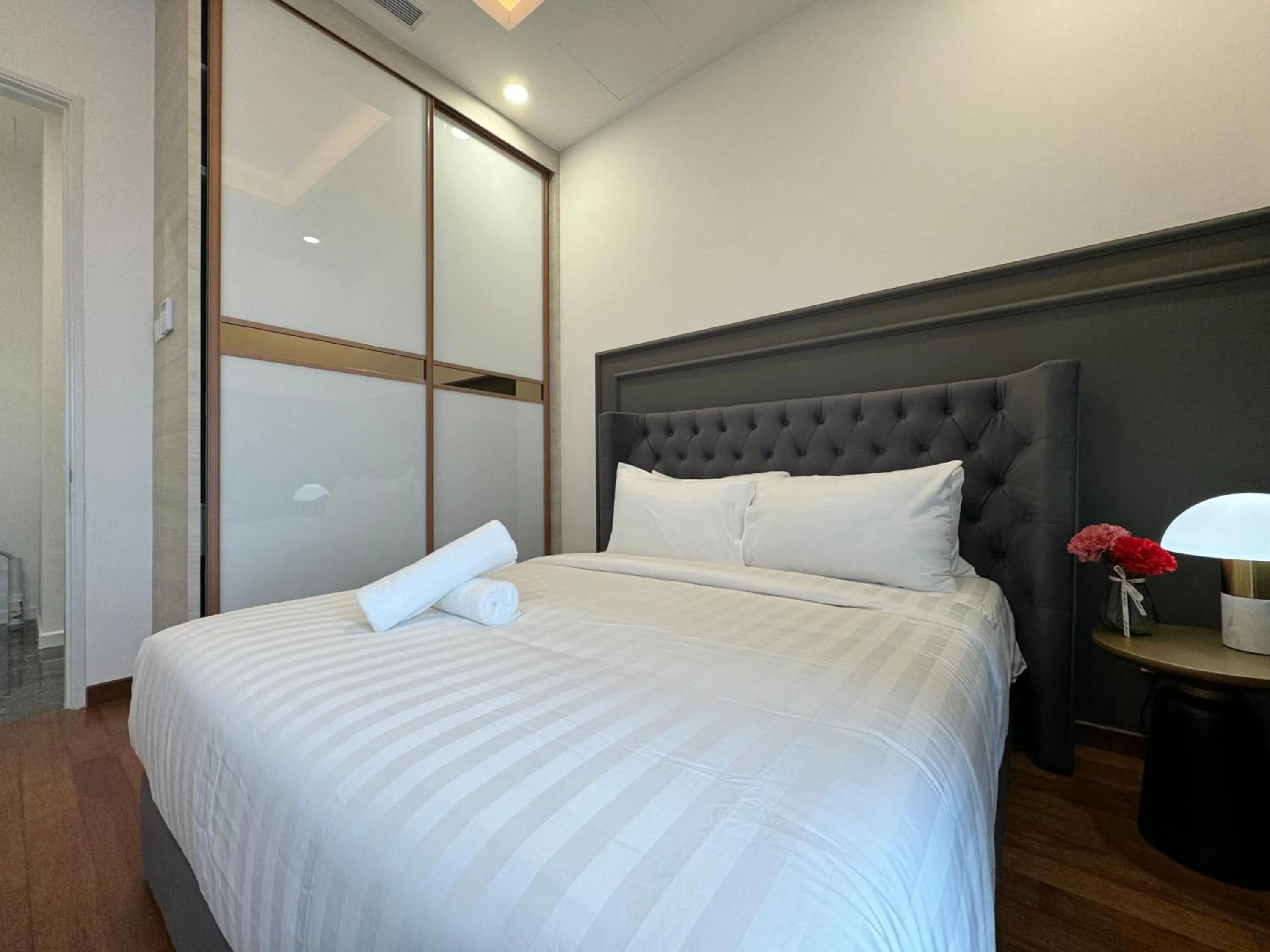 Bed in Royce KLCC Kuala Lumpur City Centre by Dormeo Destinations