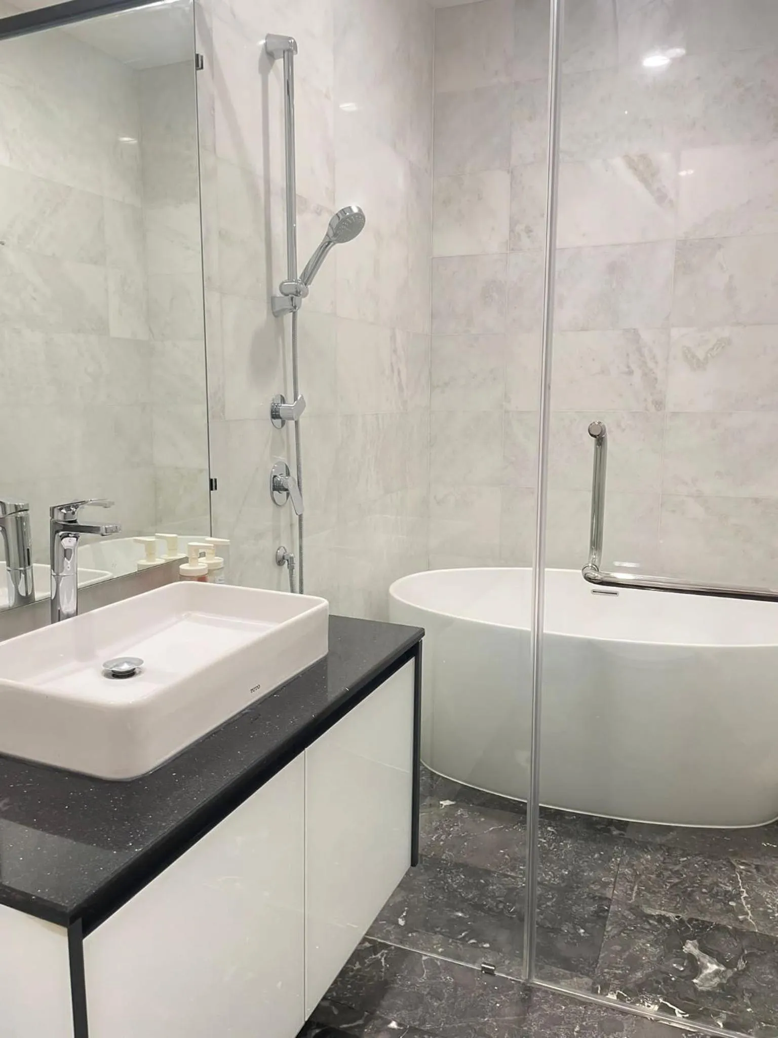 Shower in Royce KLCC Kuala Lumpur City Centre by Dormeo Destinations