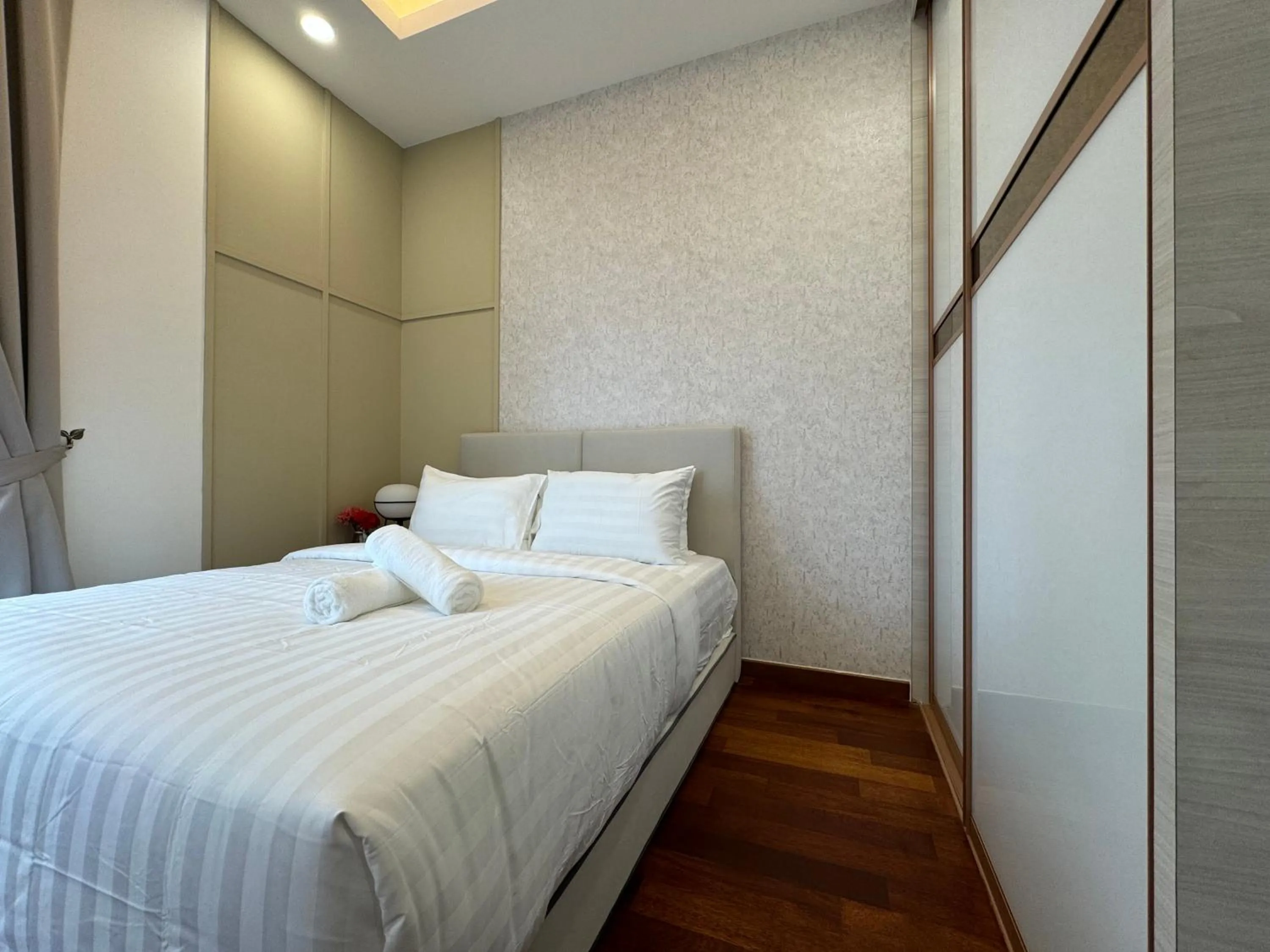 Bed in Royce KLCC Kuala Lumpur City Centre by Dormeo Destinations