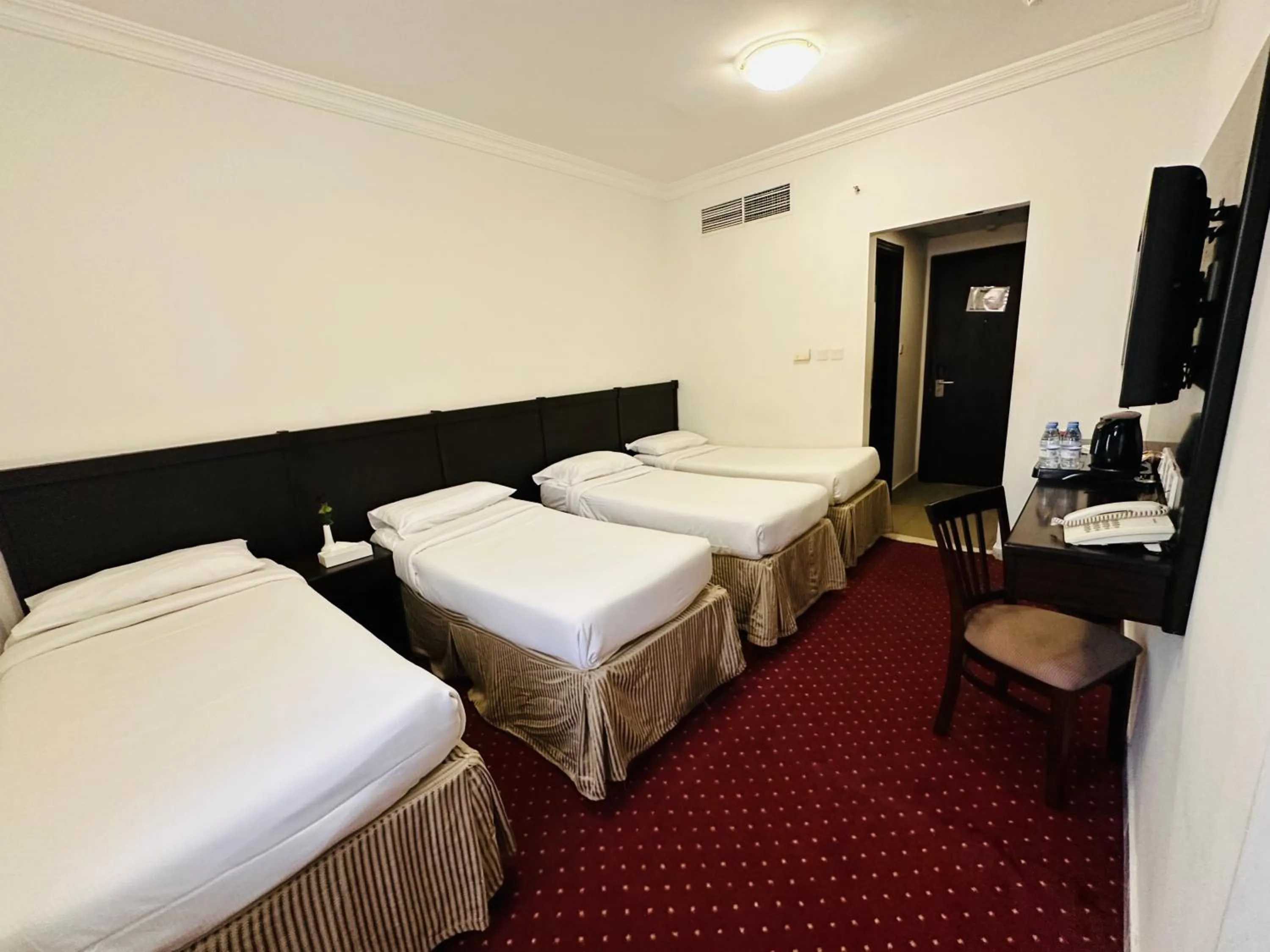 Bedroom, Bed in Miaad Al Majd Hotel