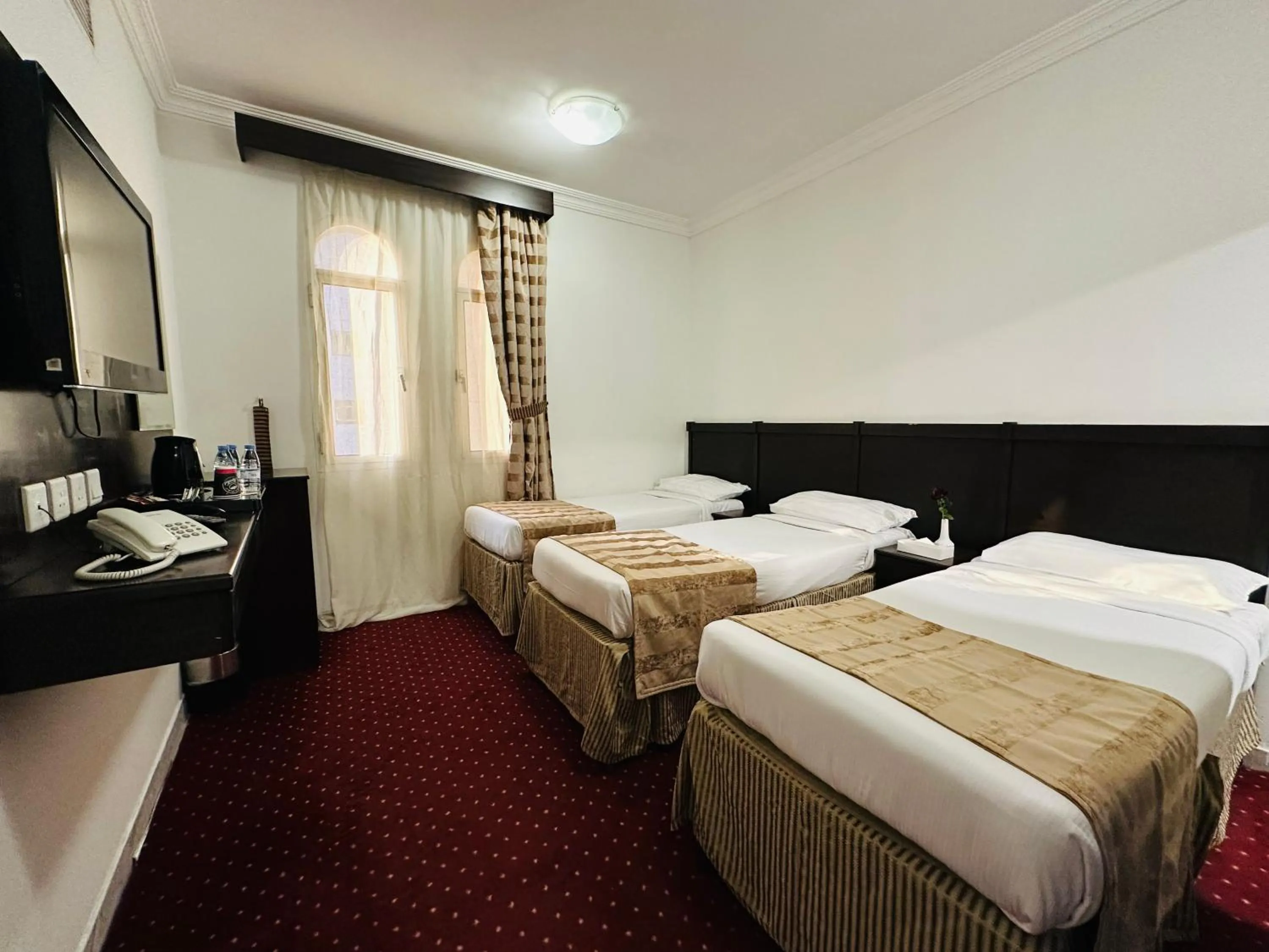 Bedroom, Bed in Miaad Al Majd Hotel