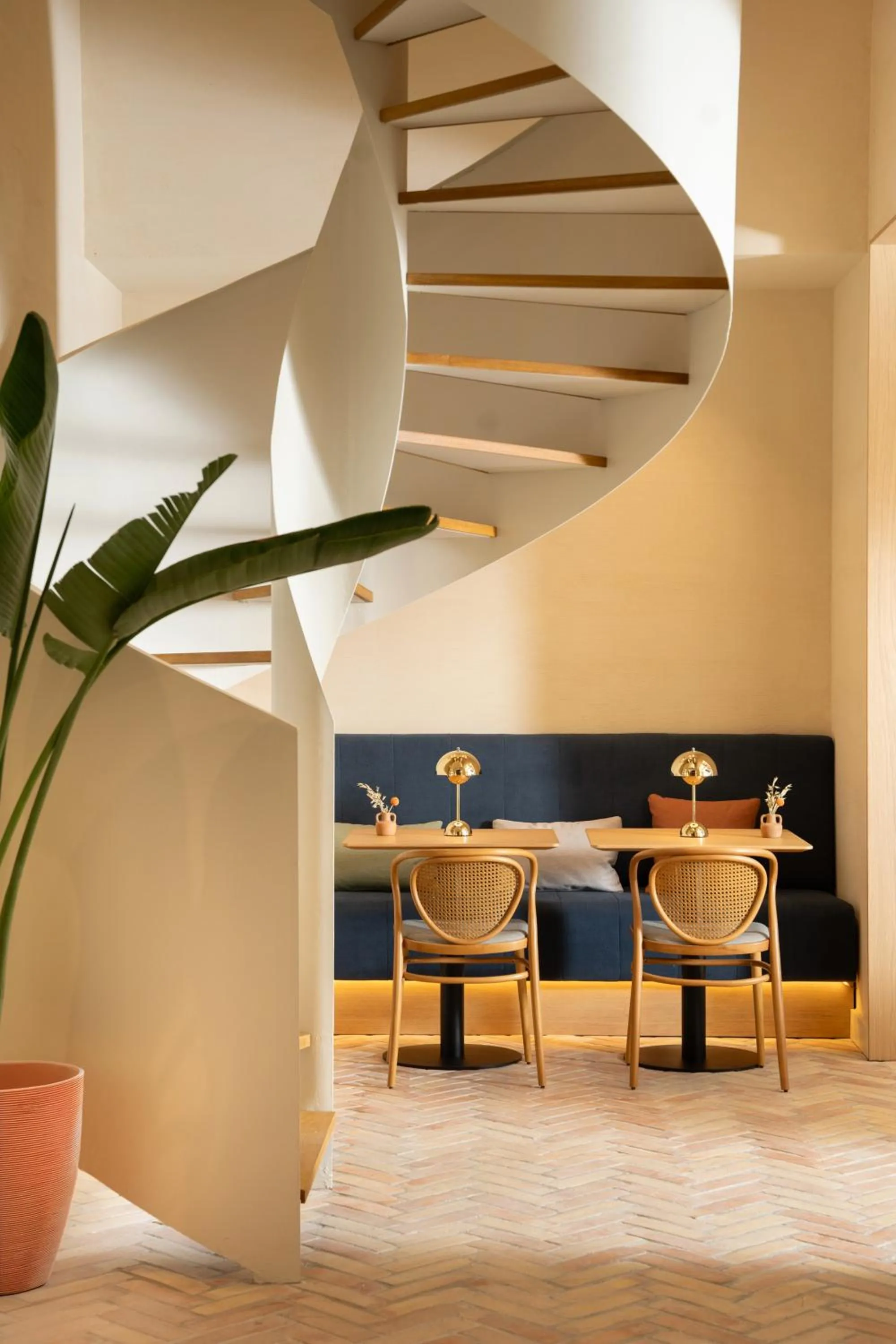 Restaurant/places to eat in Ocean Drive Sevilla