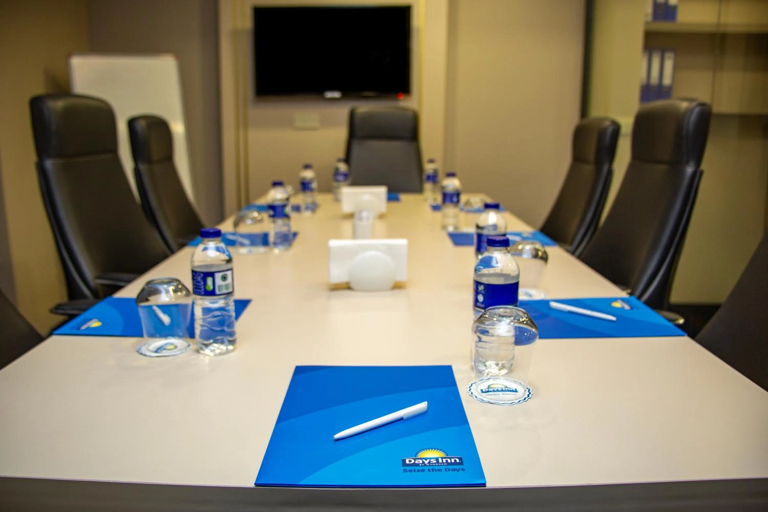 Meeting/conference room in Days Inn by Wyndham Istanbul Bomonti