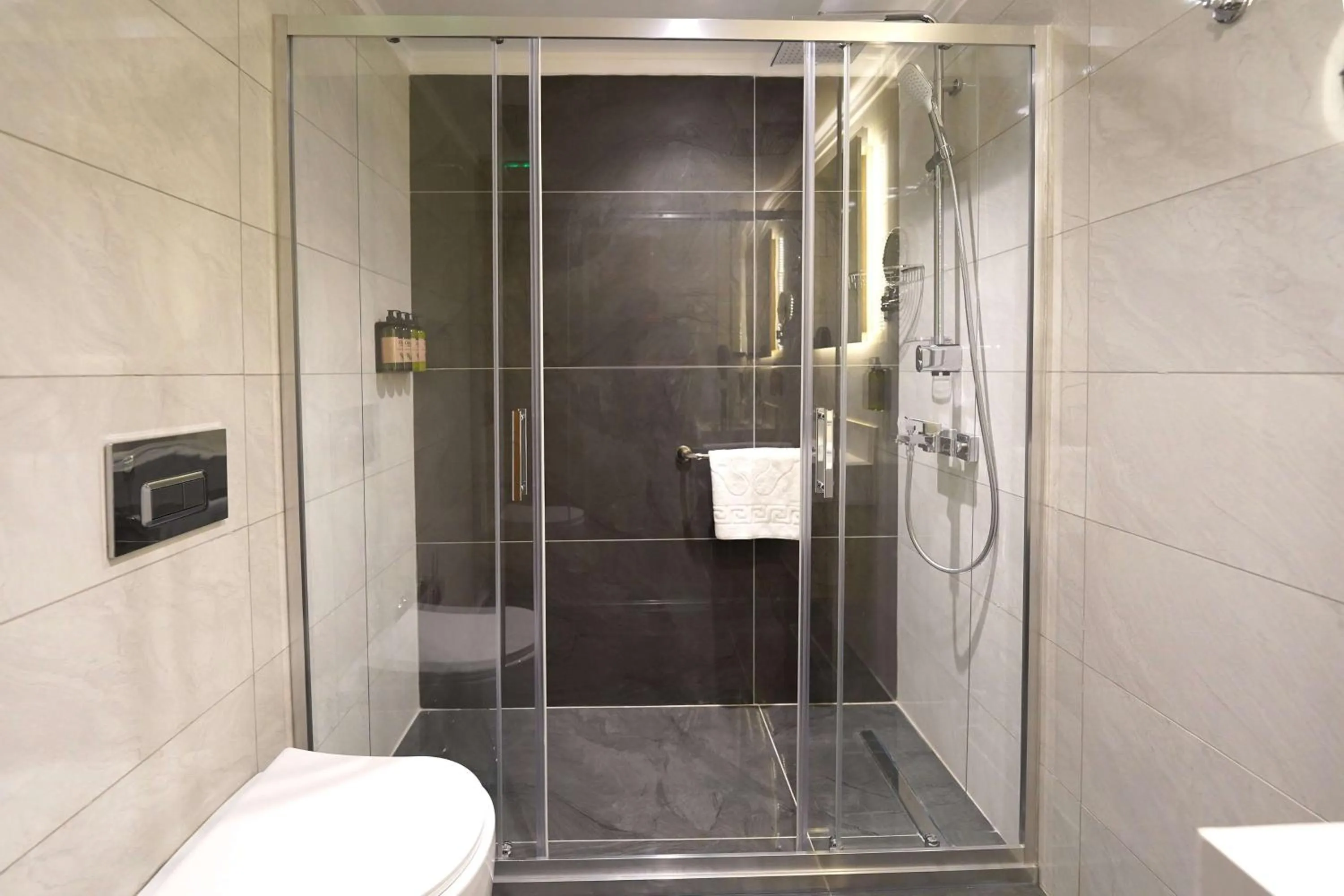 Shower in Days Inn by Wyndham Istanbul Bomonti