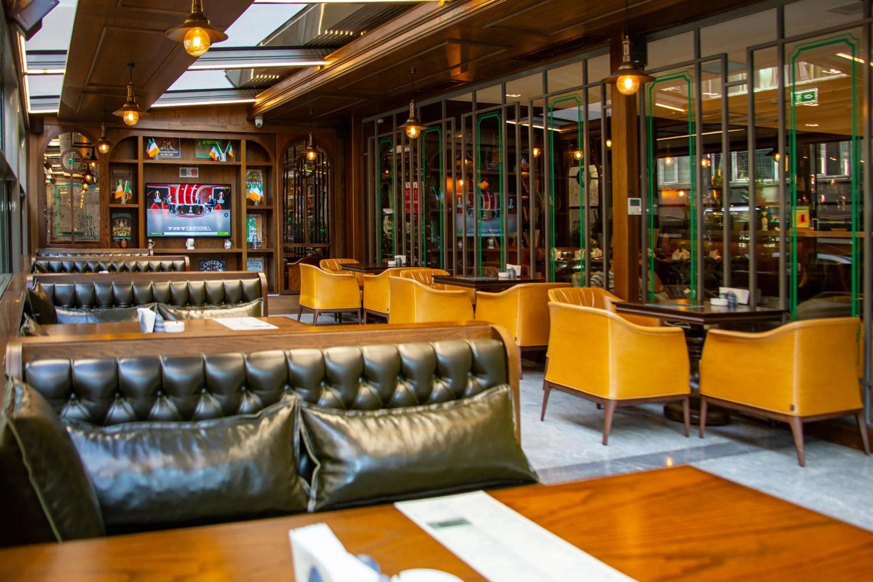 Restaurant/places to eat in Days Inn by Wyndham Istanbul Bomonti