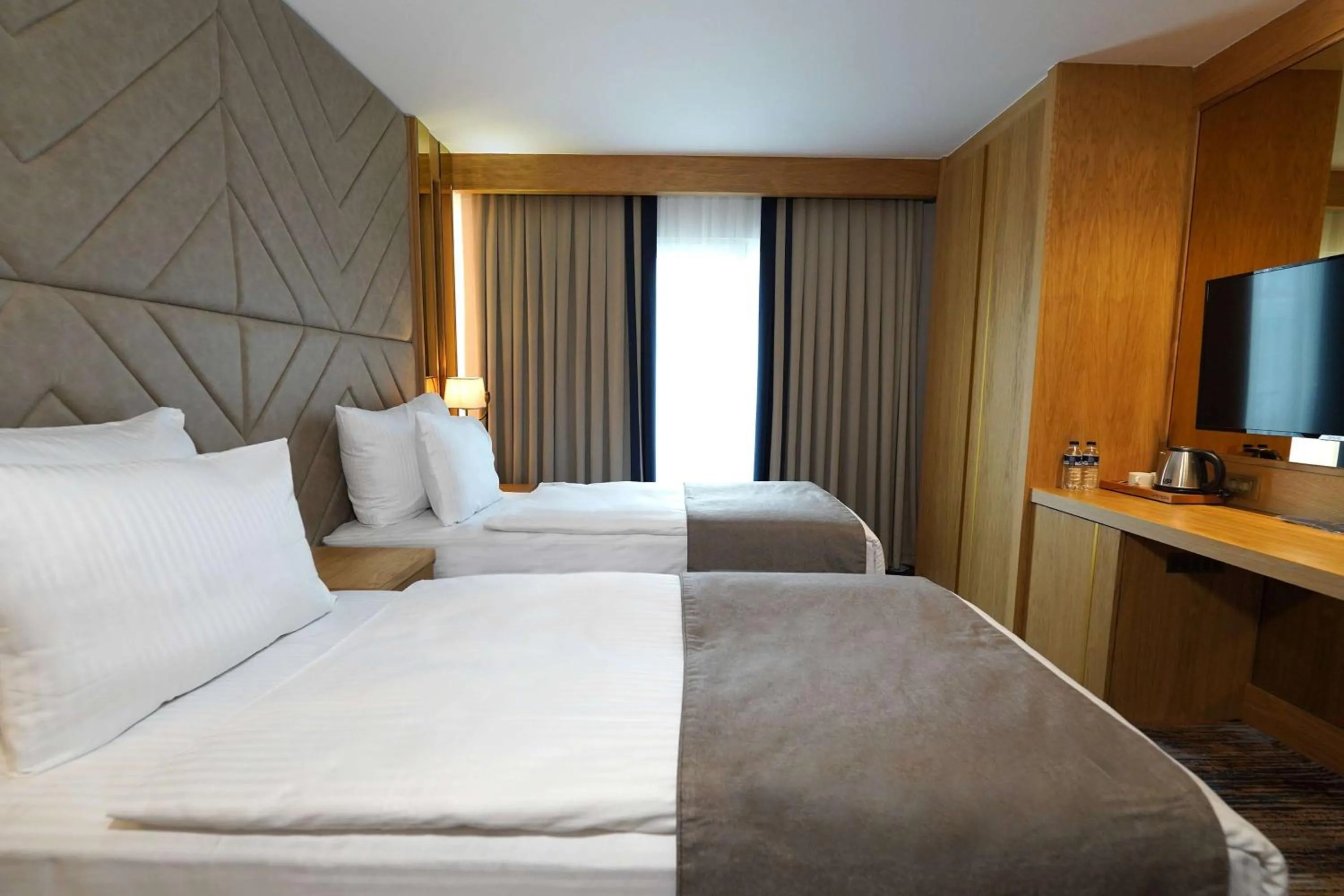 Bed in Days Inn by Wyndham Istanbul Bomonti