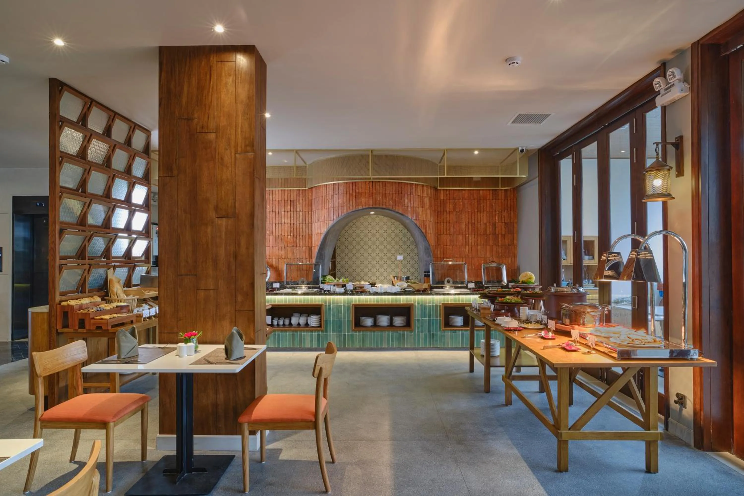 Restaurant/places to eat in Little Gem. An Eco-Friendly Boutique Hotel & Spa