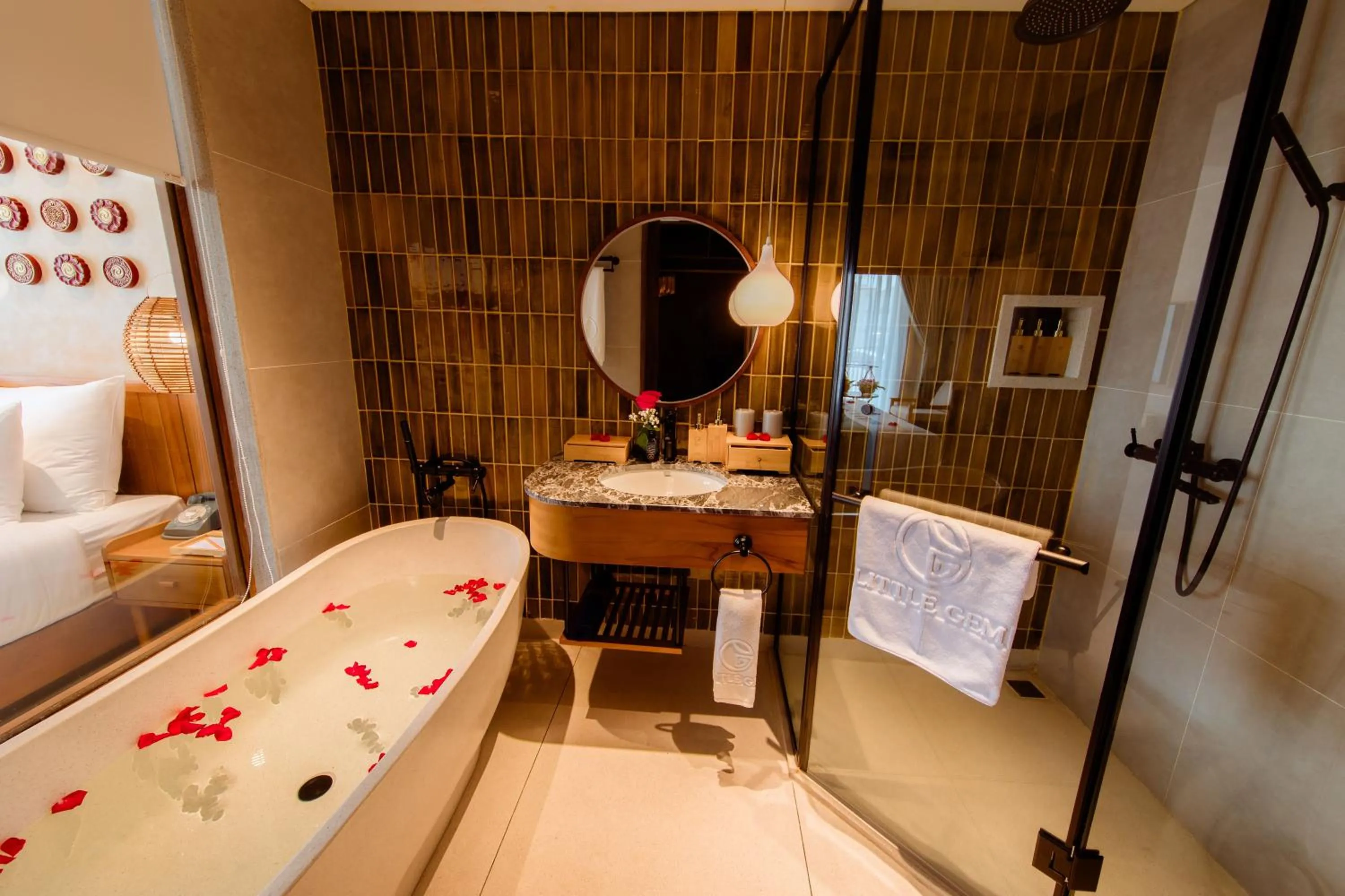 Bathroom in Little Gem. An Eco-Friendly Boutique Hotel & Spa