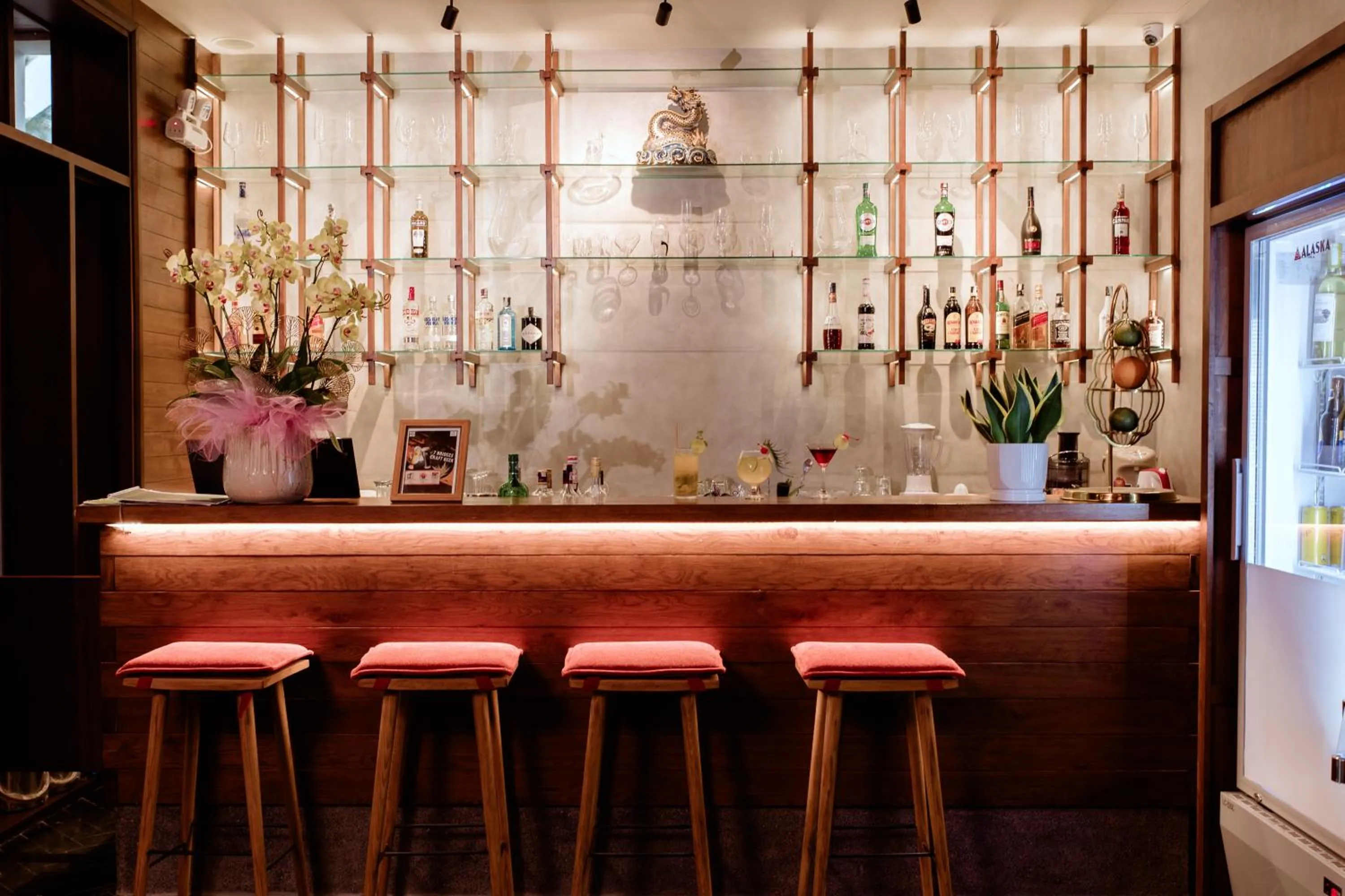 Lounge or bar in Little Gem. An Eco-Friendly Boutique Hotel & Spa