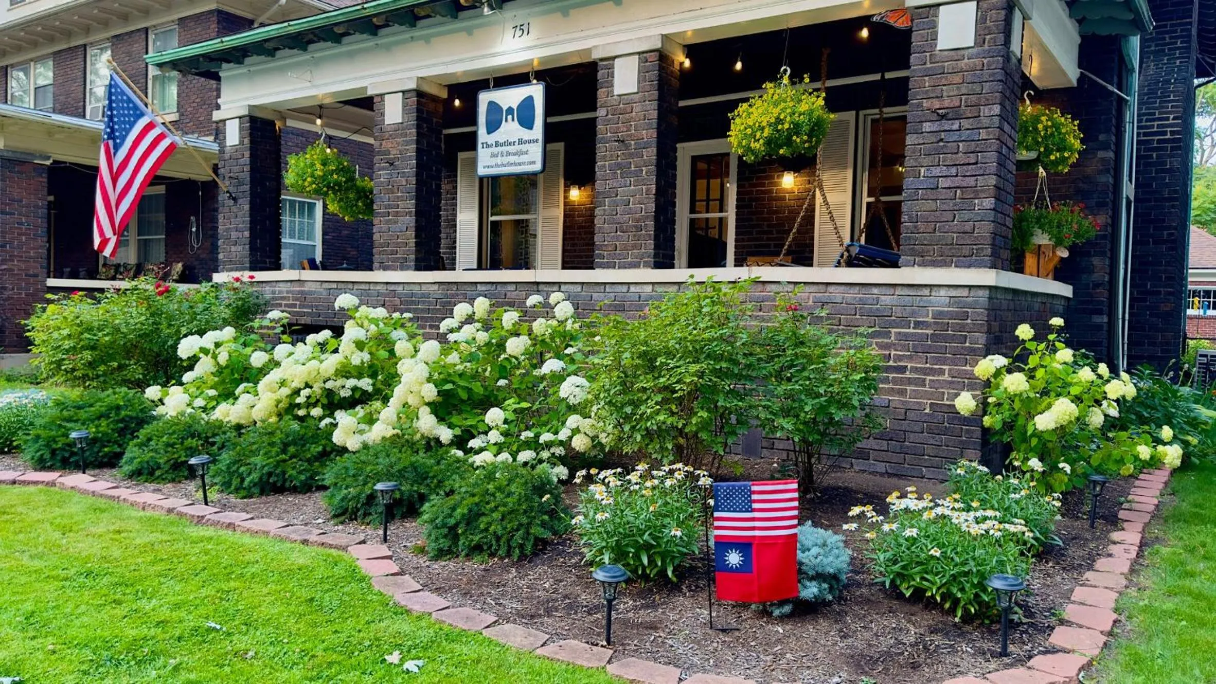 Property building in The Butler House Bed & Breakfast
