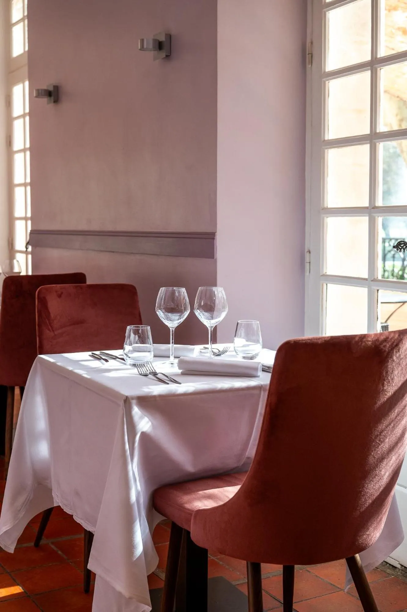 Restaurant/places to eat in Moulin de Vernègues Hôtel & Spa