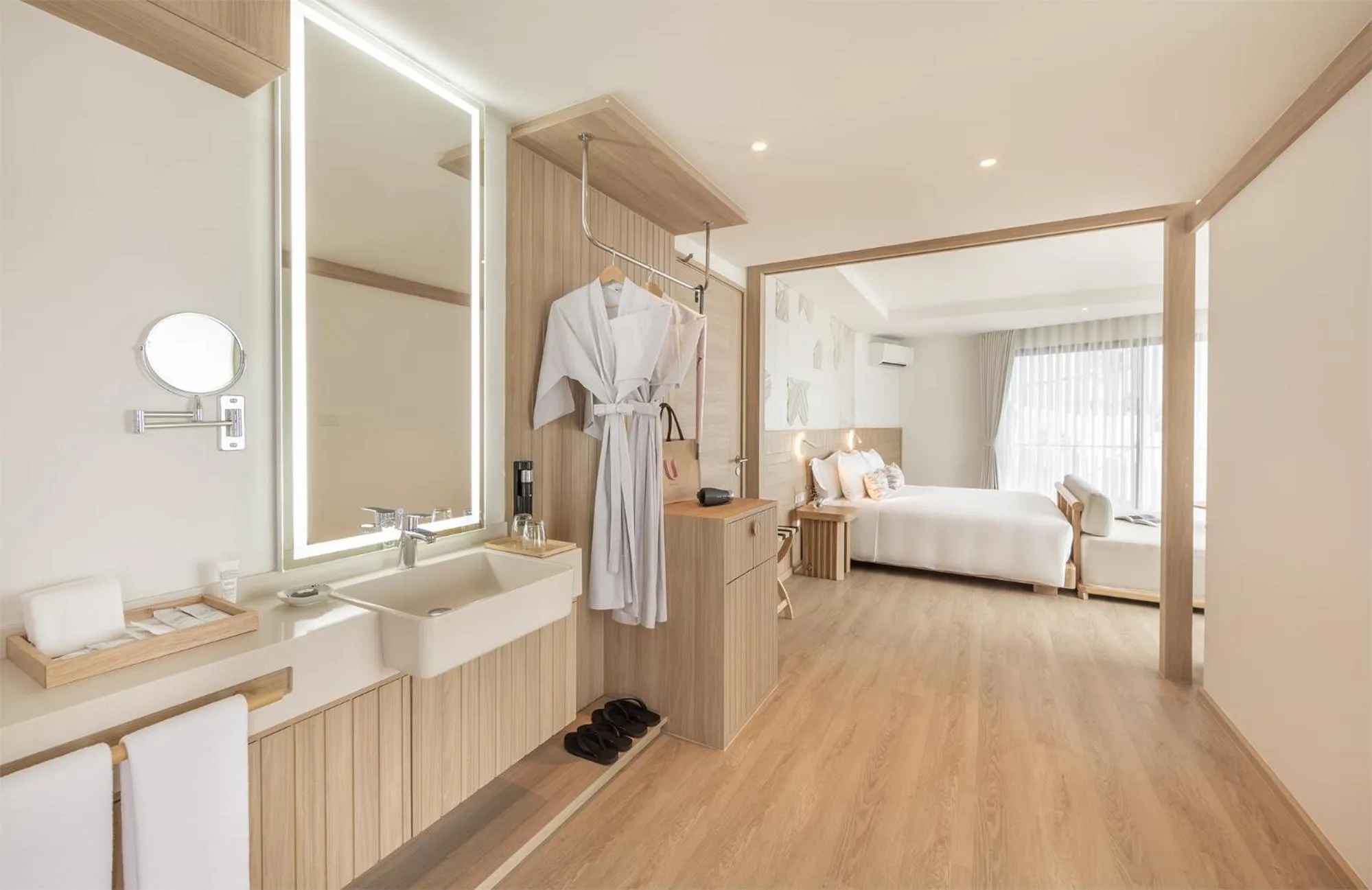 Bedroom, Bed in U Hua Hin