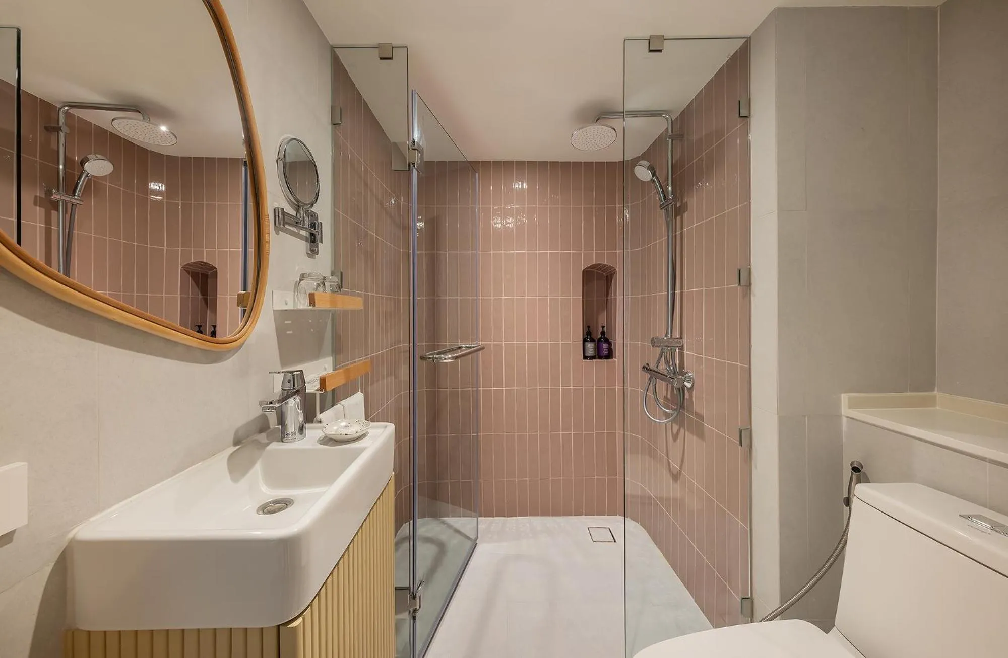 Bathroom in U Hua Hin