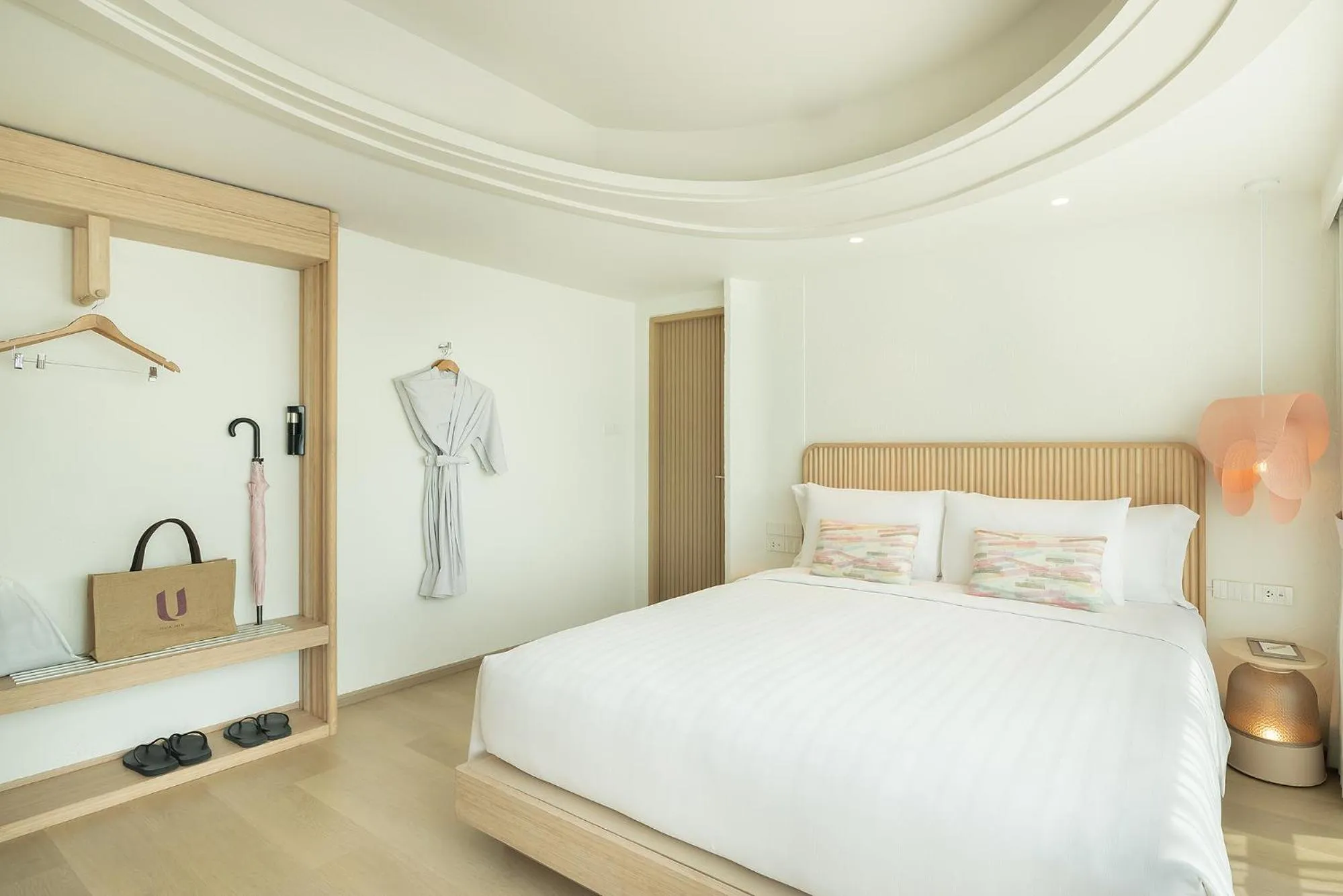 Bed in U Hua Hin