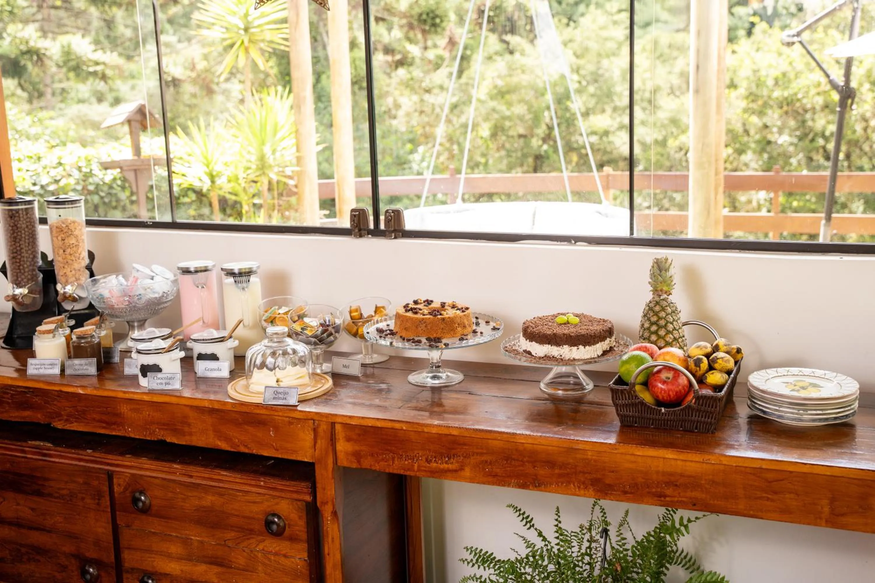 Breakfast in Pousada Apple House Campos do Jordao