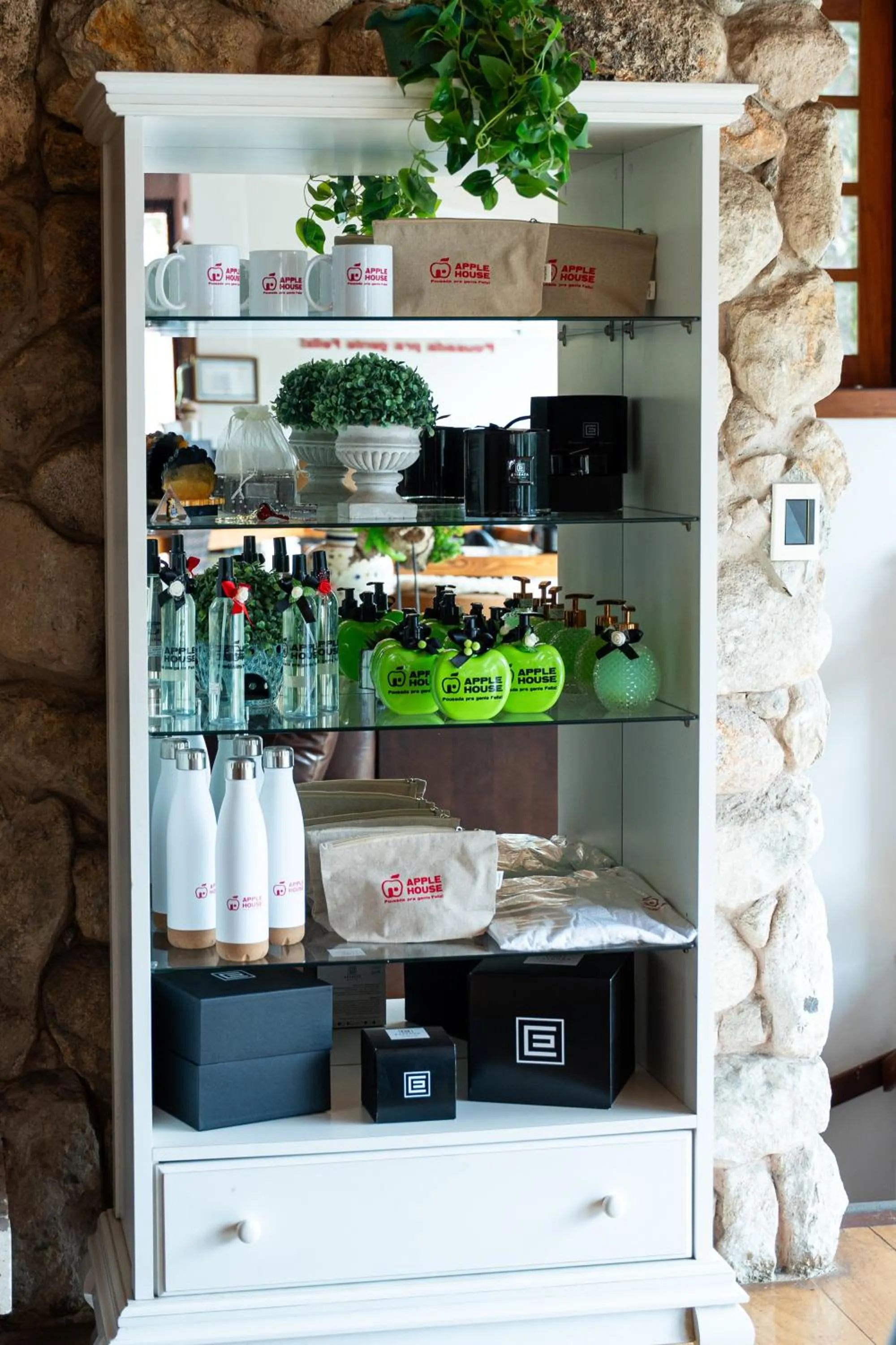 locker in Pousada Apple House Campos do Jordao