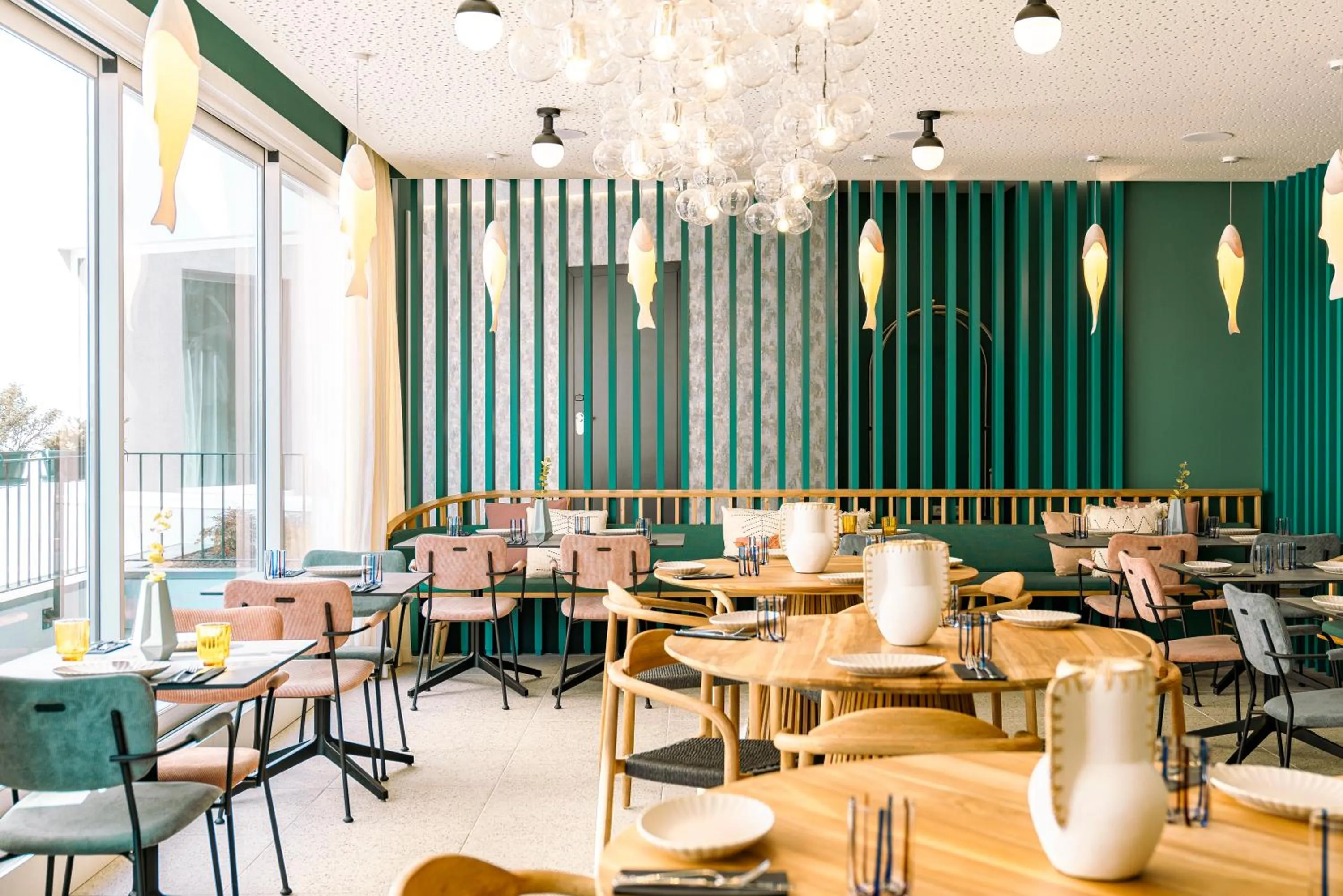 Restaurant/places to eat in Vincci Bonjardim