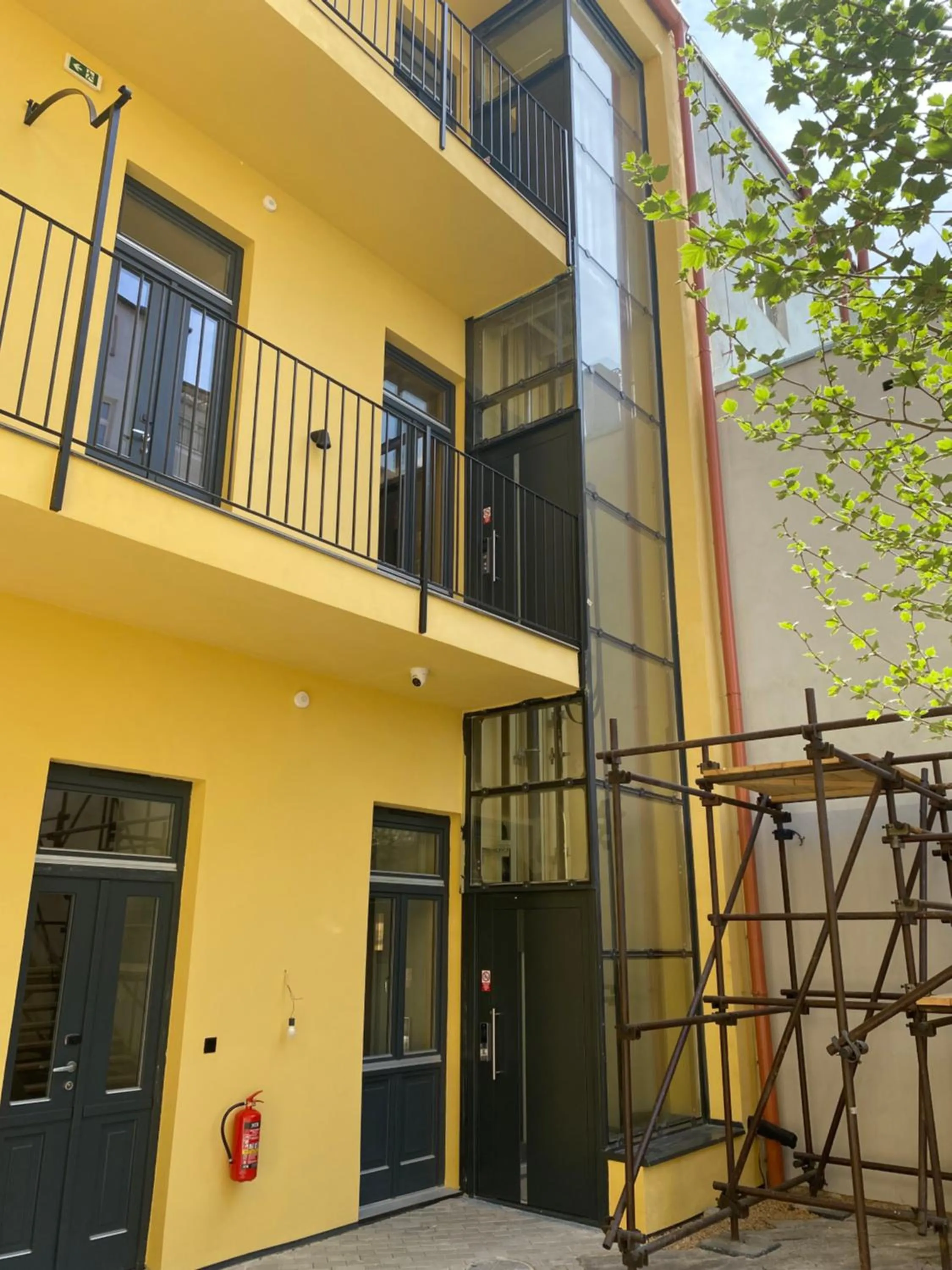 Property building in HONEST Karlin