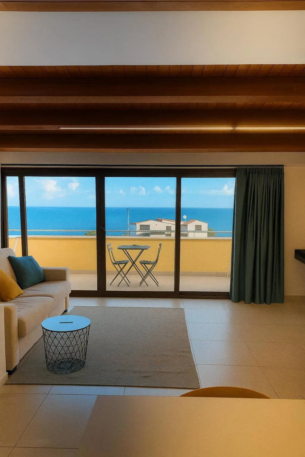 Living room in Marina di Petrolo Apartments