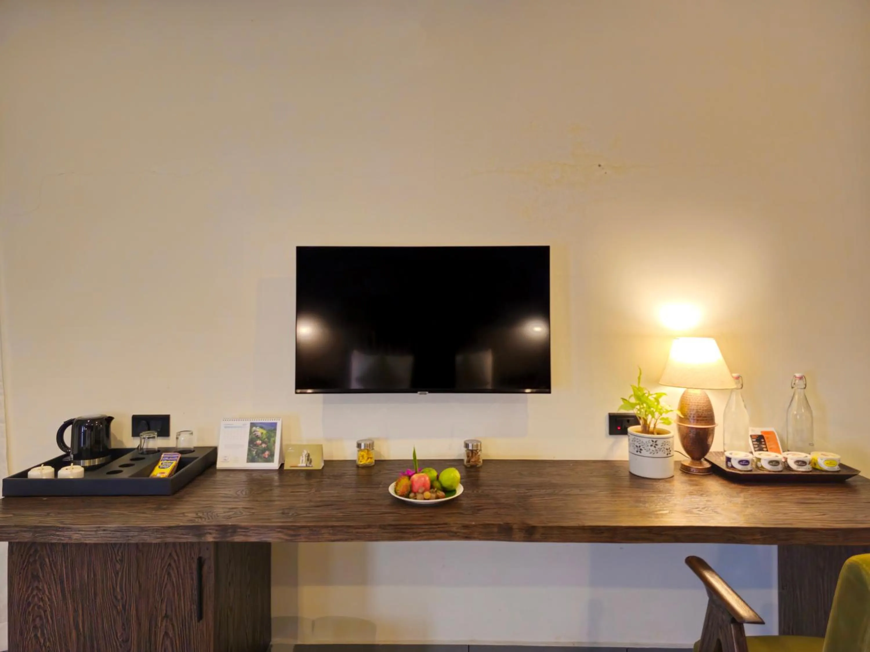 TV and multimedia in Maram Resort Mamalakandam