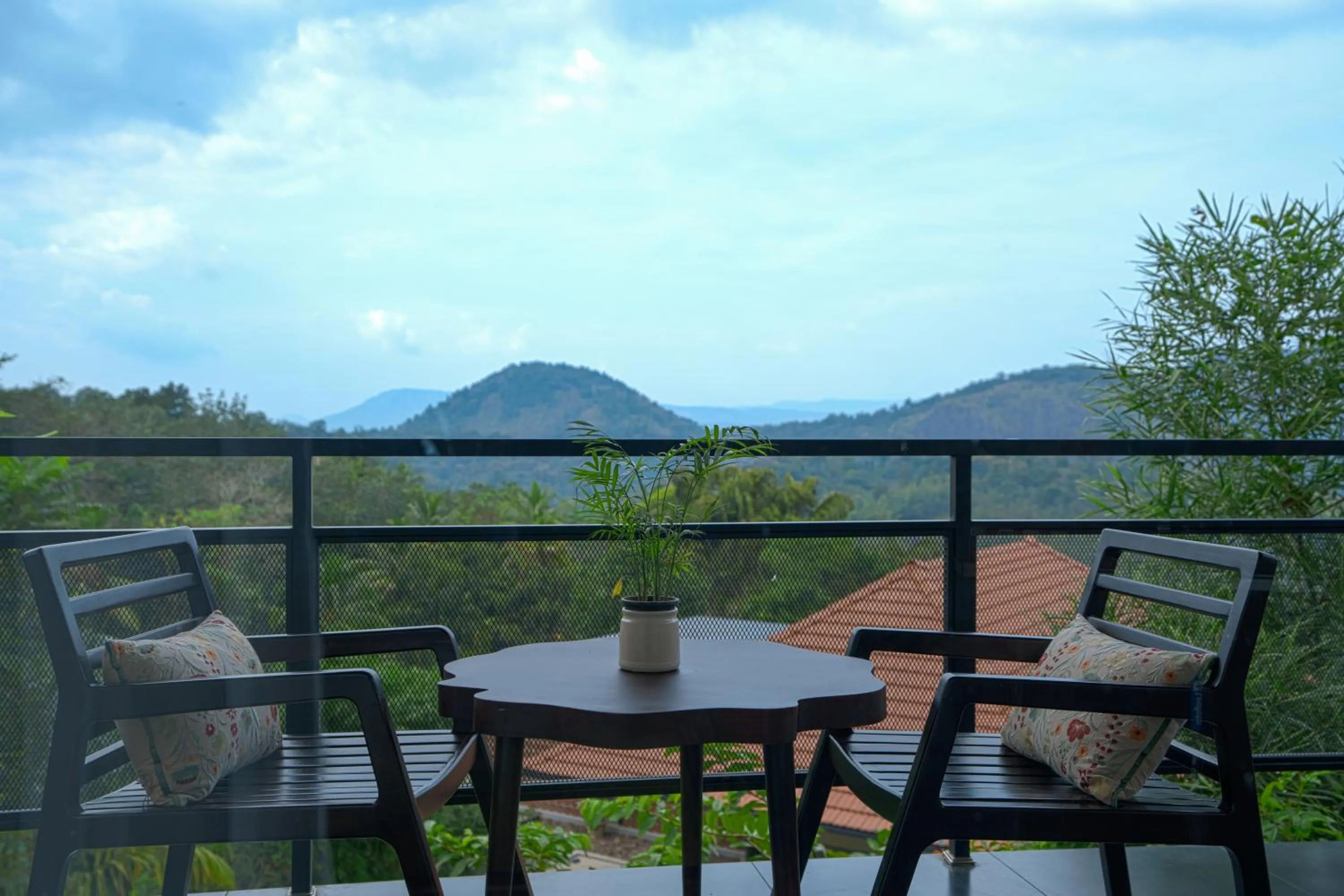 Balcony/Terrace in Maram Resort Mamalakandam