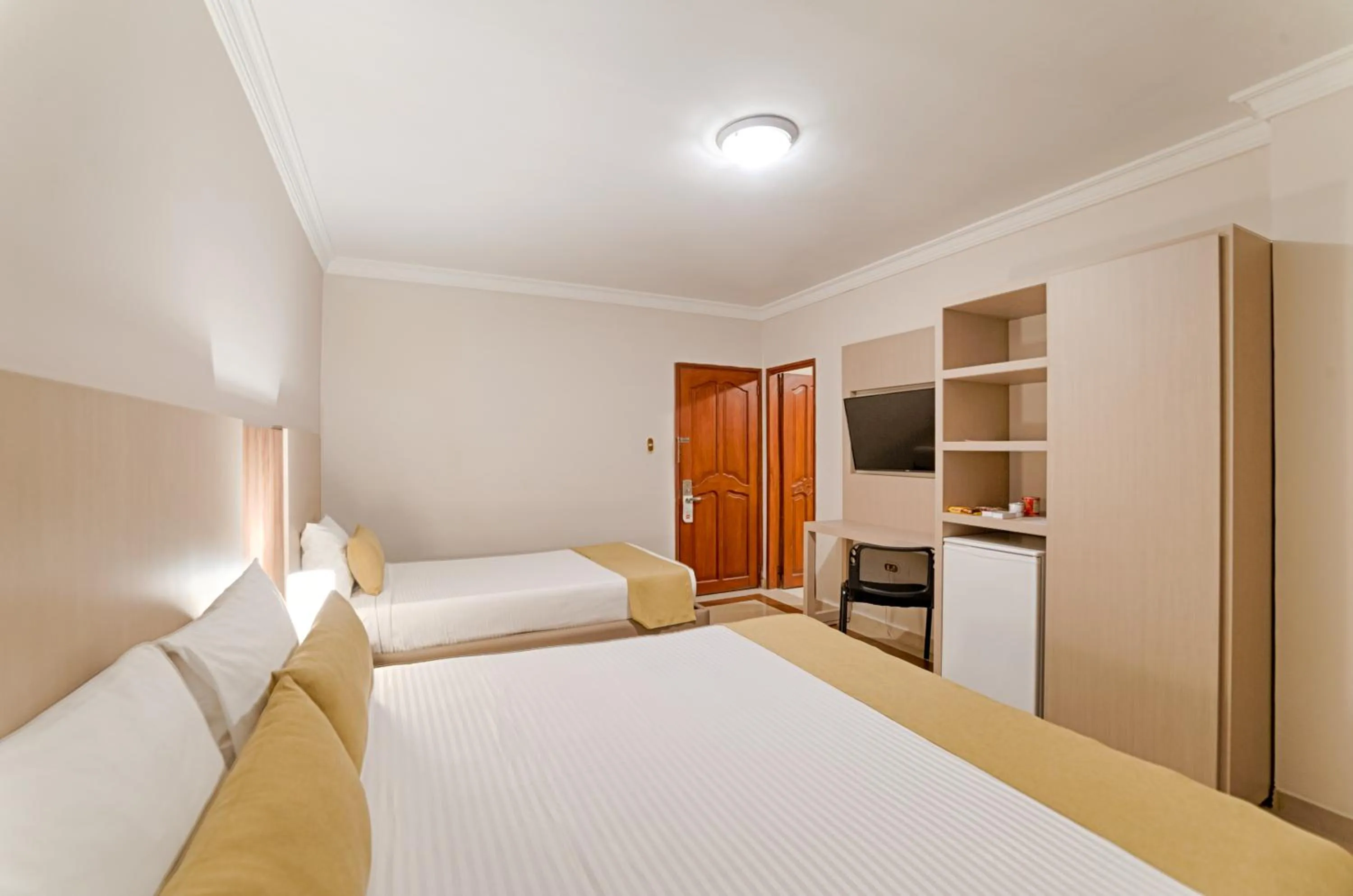 Bed in Hotel Caribe 79