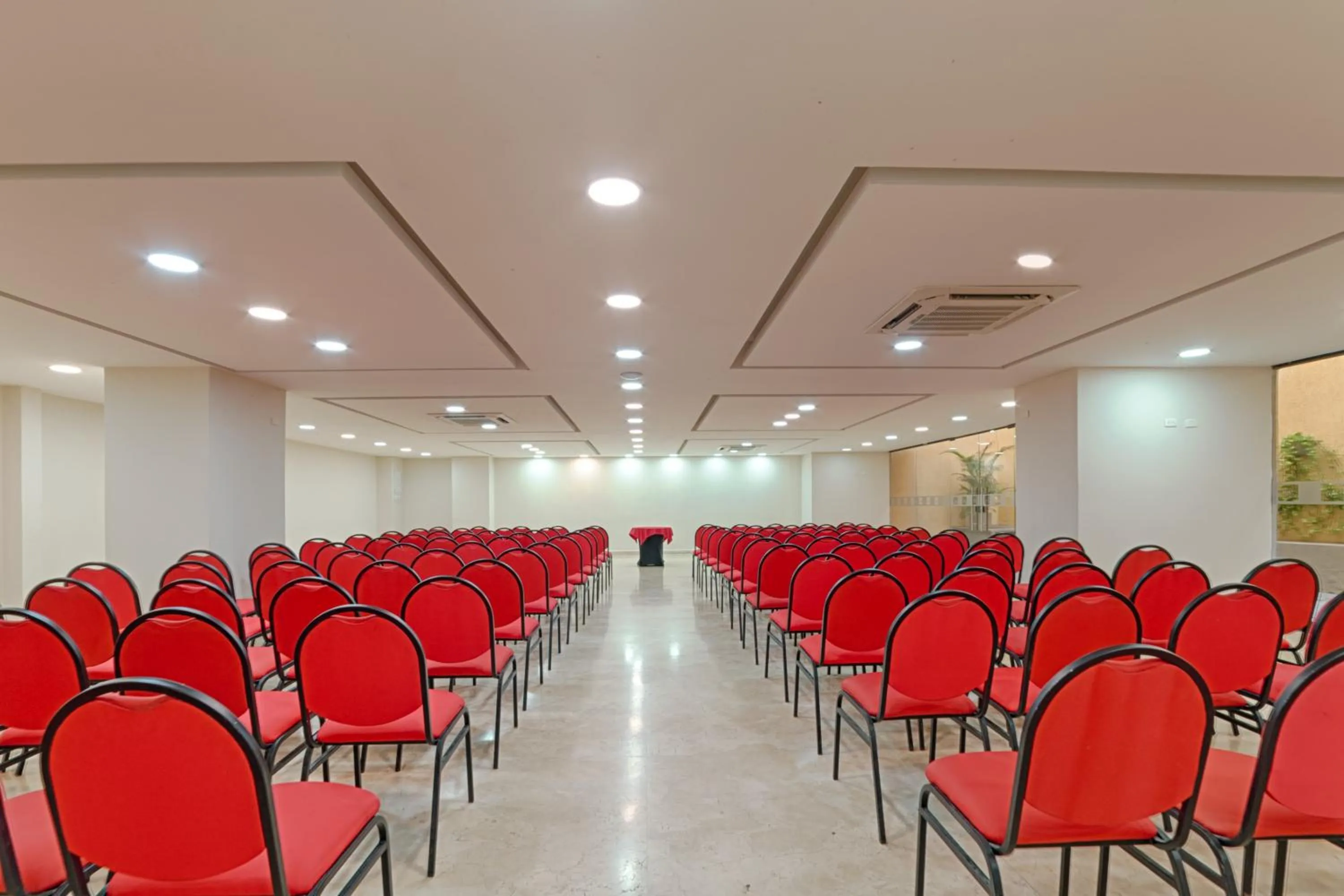 Meeting/conference room in Hotel Caribe 79