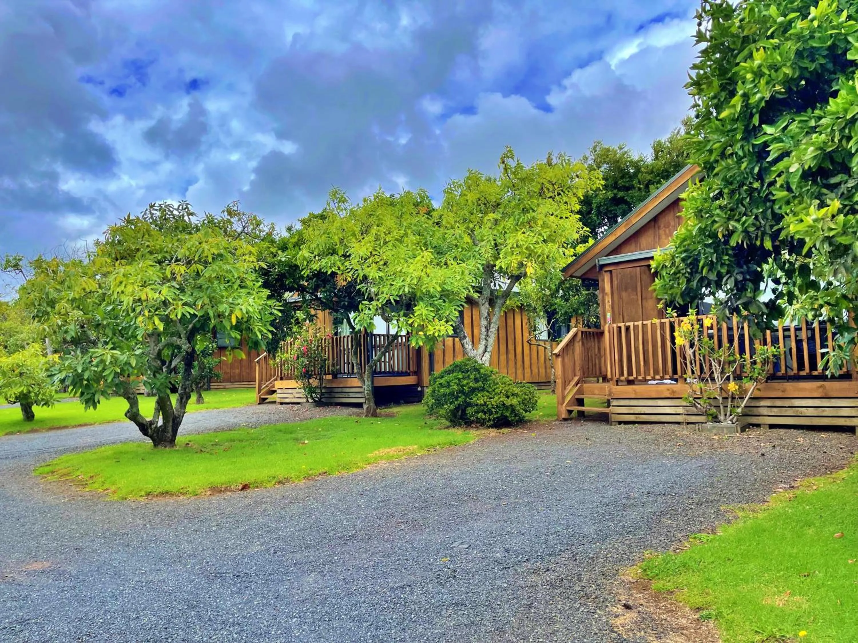 Garden in Kerigold Secluded Chalets Motel