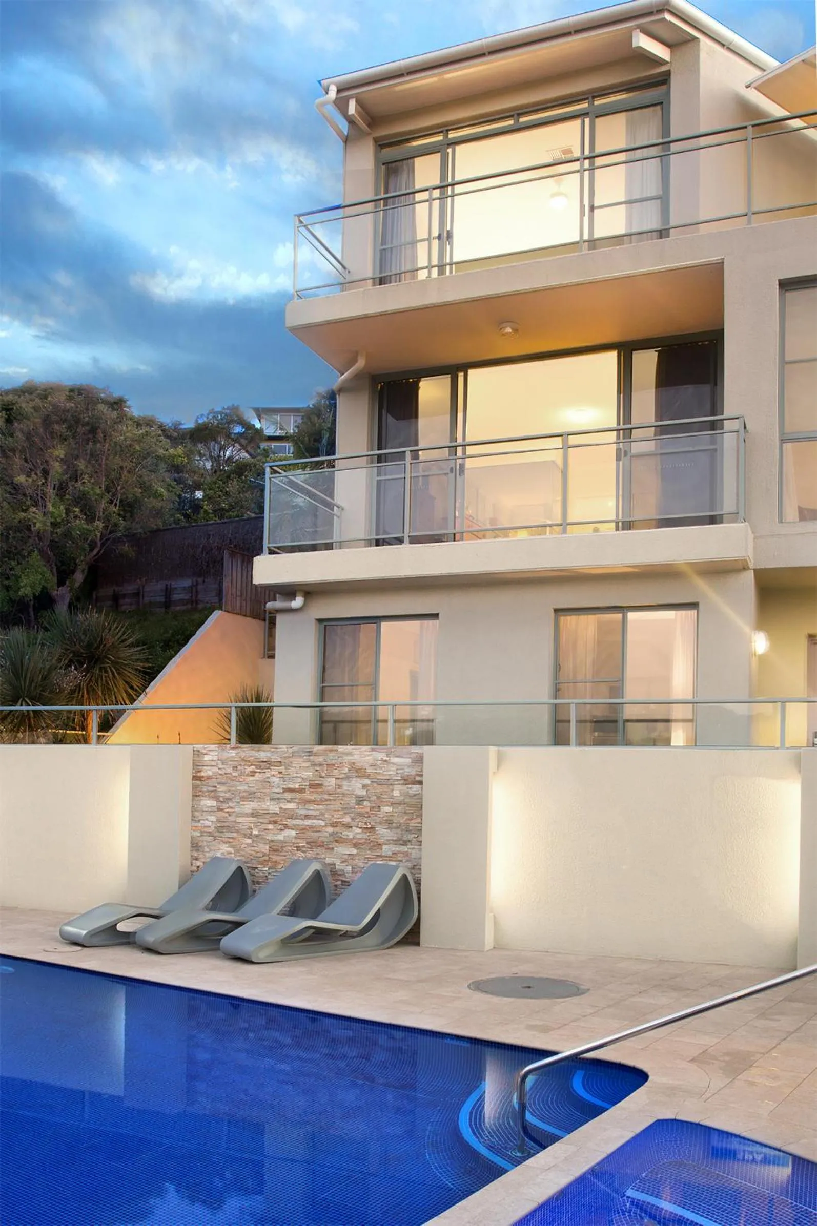 Swimming Pool in Avoca Palms Resort