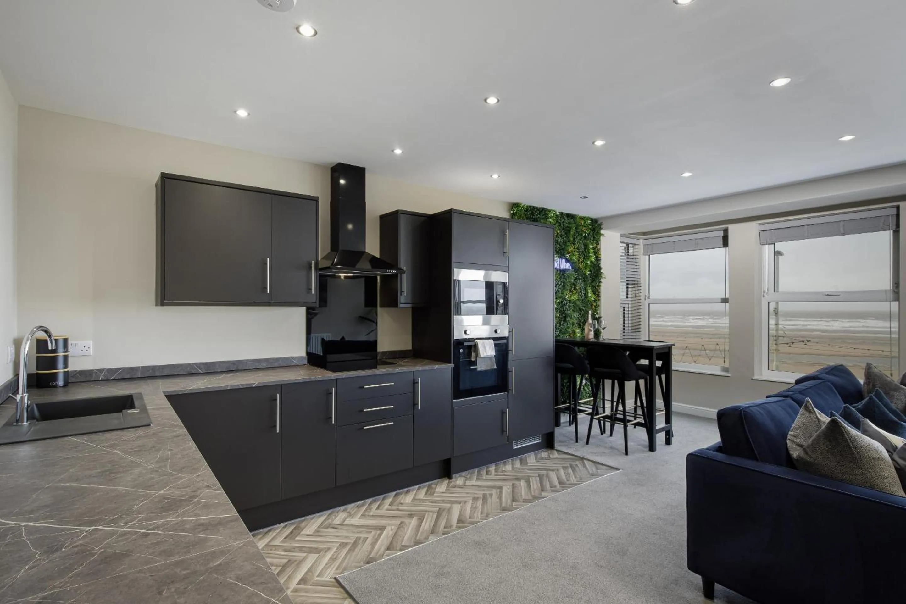 Kitchen or kitchenette in The Blackpool Beach Boutique Apartments
