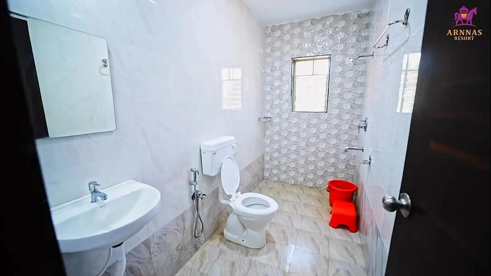 Shower in Arnnas Resort Diveagar