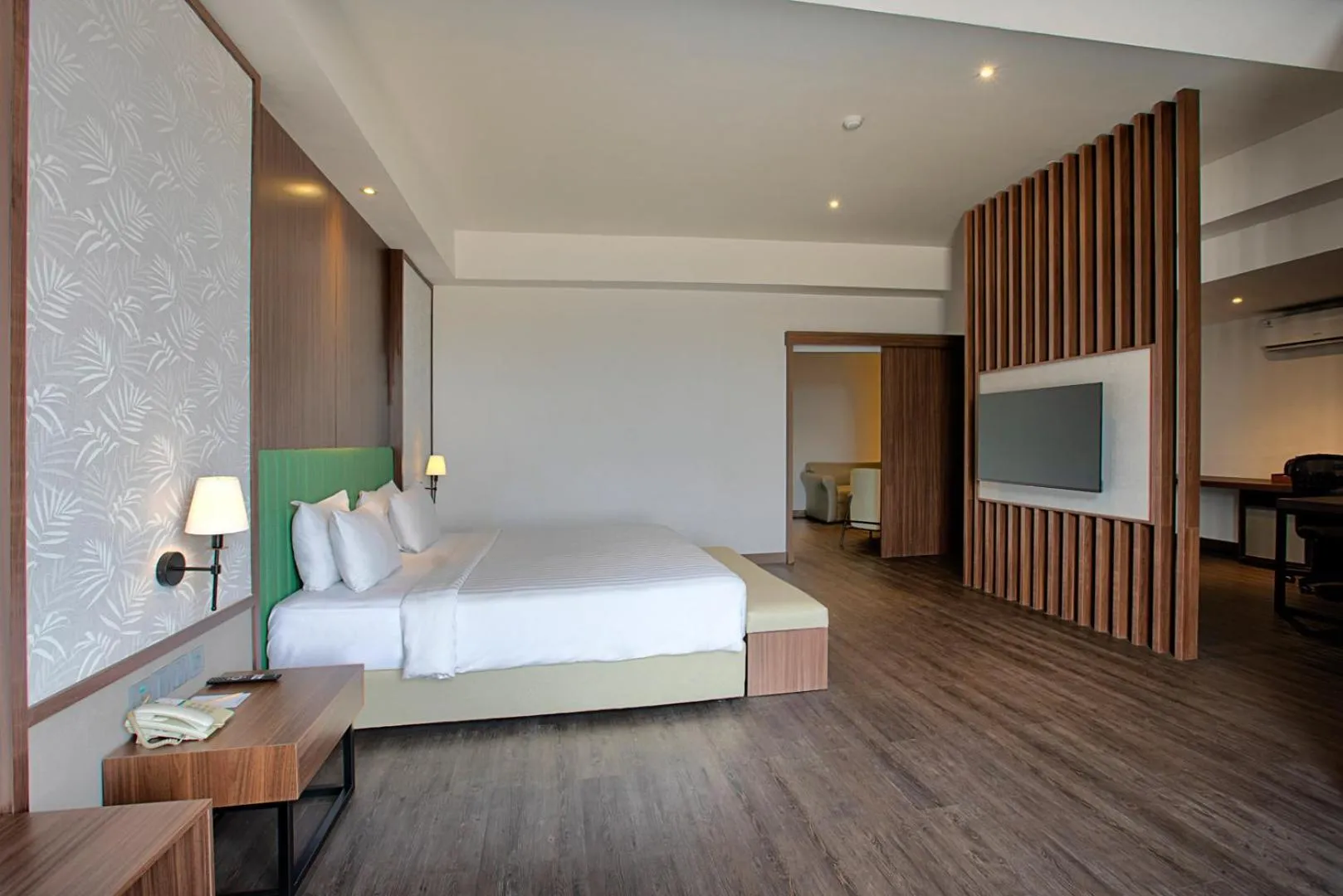 Bedroom, Bed in Wiltop Hotel Jambi
