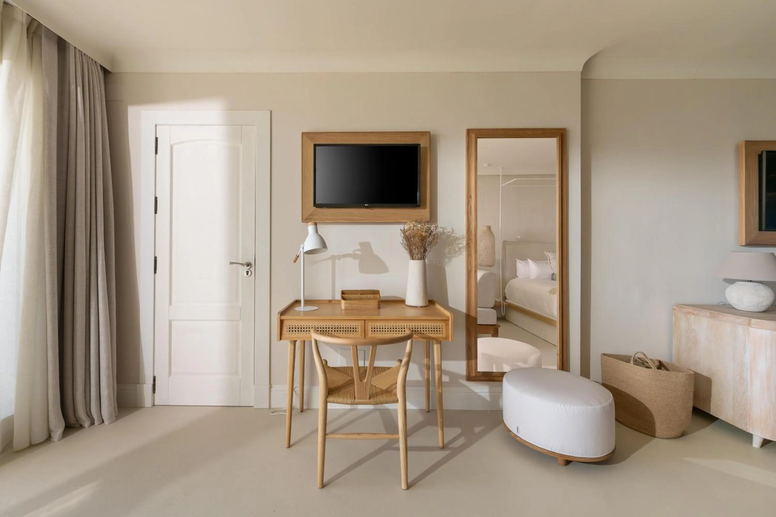 Photo of the whole room in DAIA Slow Beach Hotel Conil - Adults Only Recommended