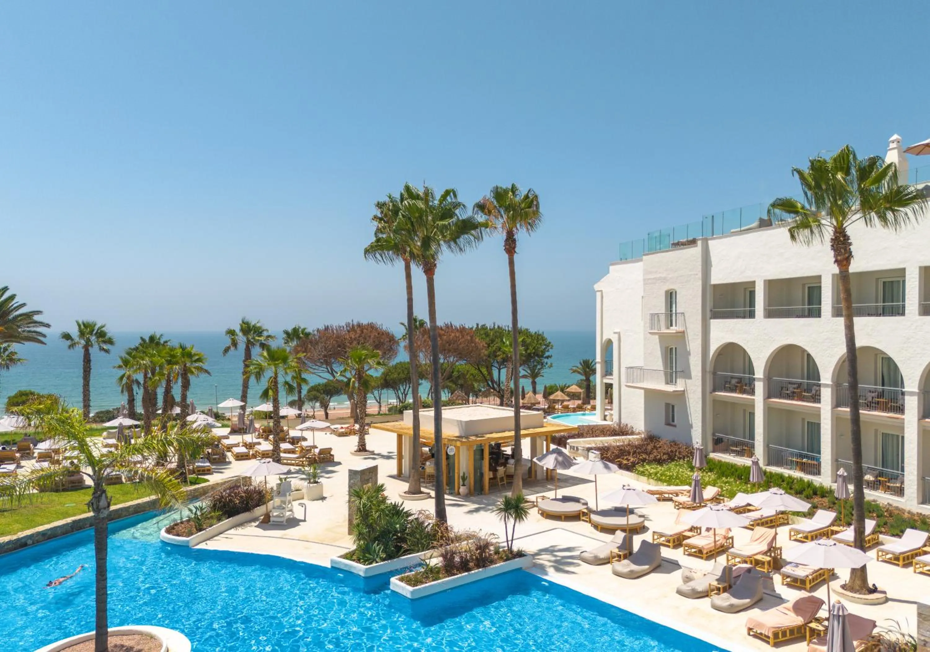 Swimming pool in DAIA Slow Beach Hotel Conil - Adults Only Recommended