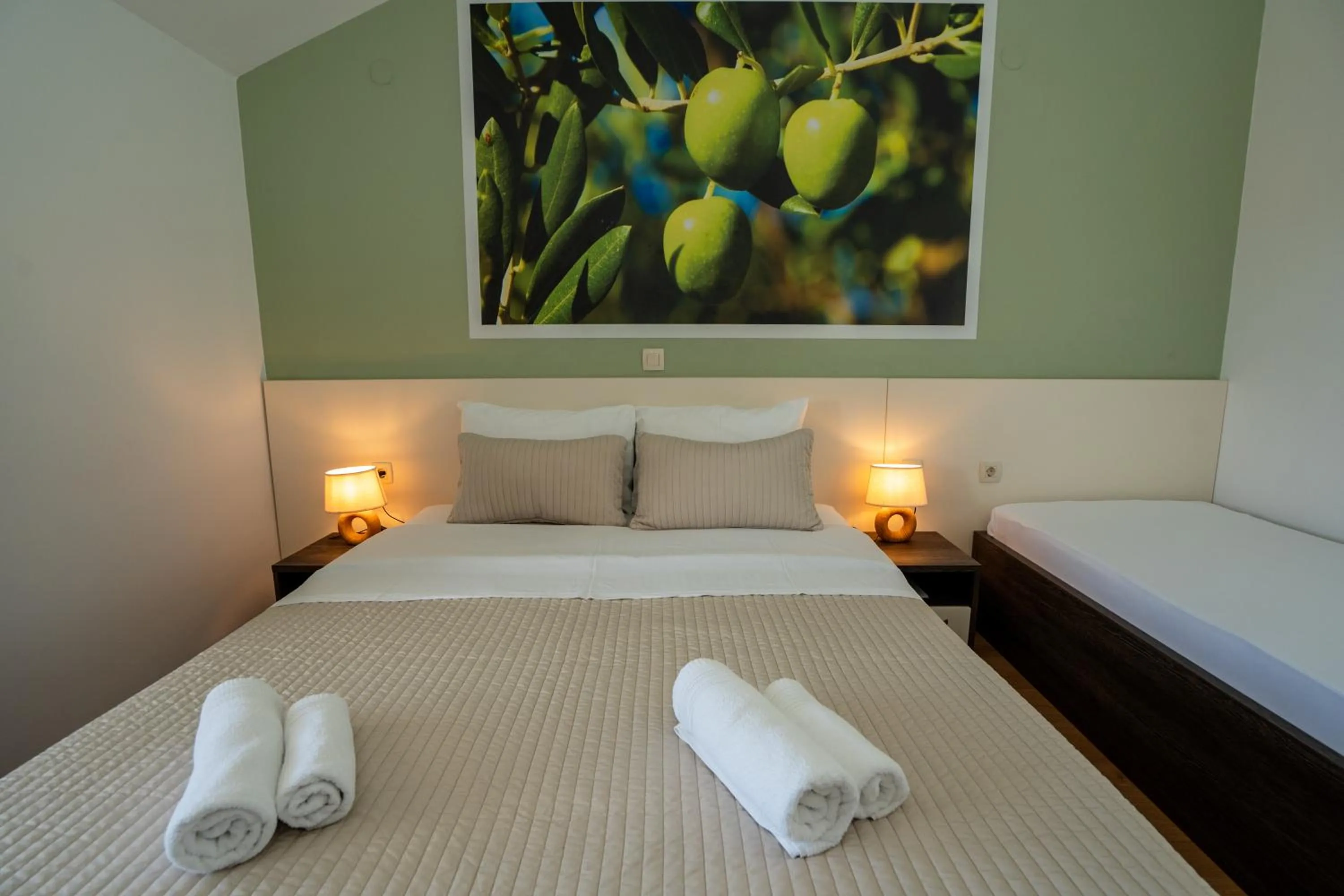 Bed in Bed & Breakfast Marta & Tona