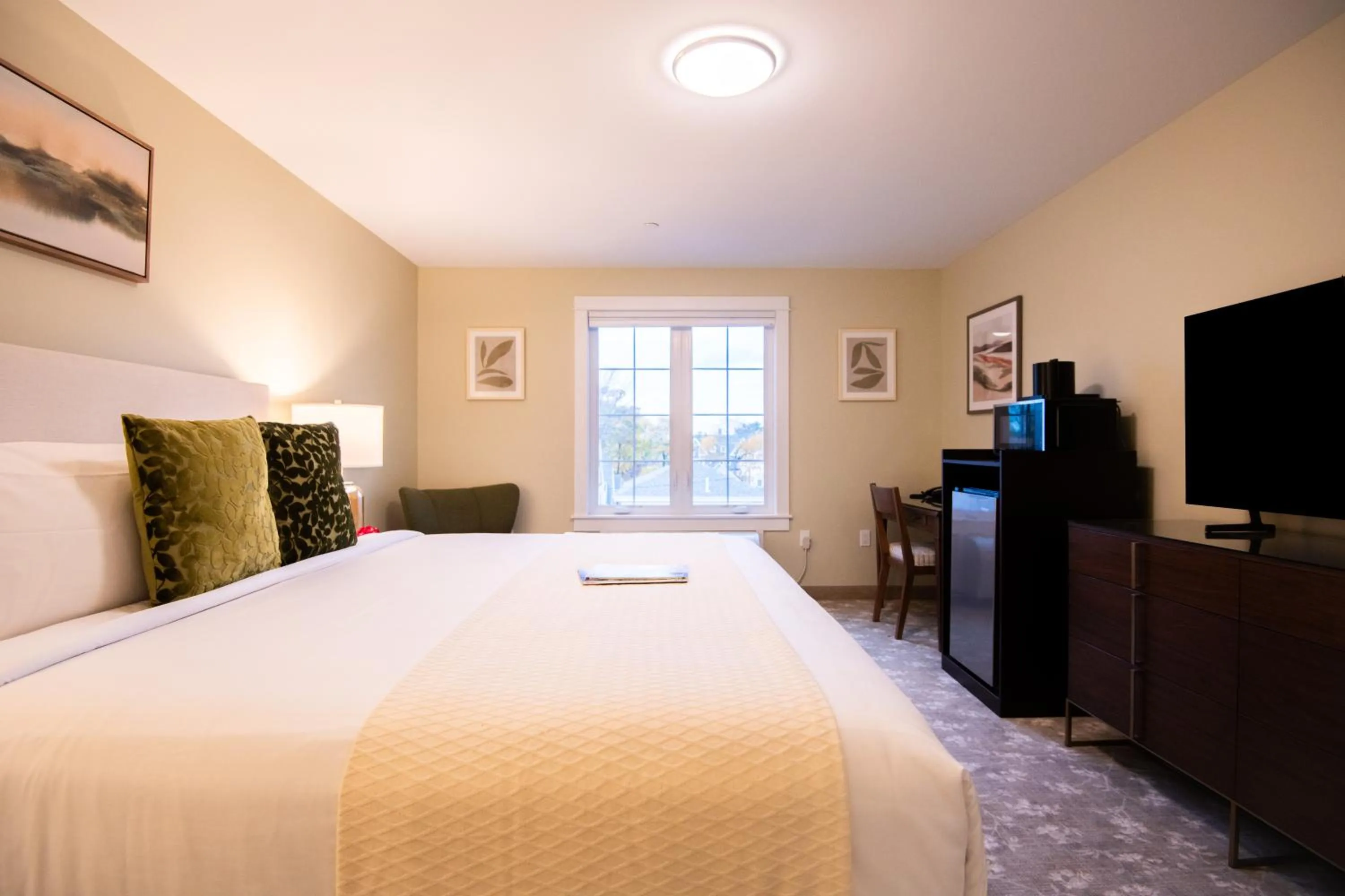 Bed in The Pathmaker Hotel