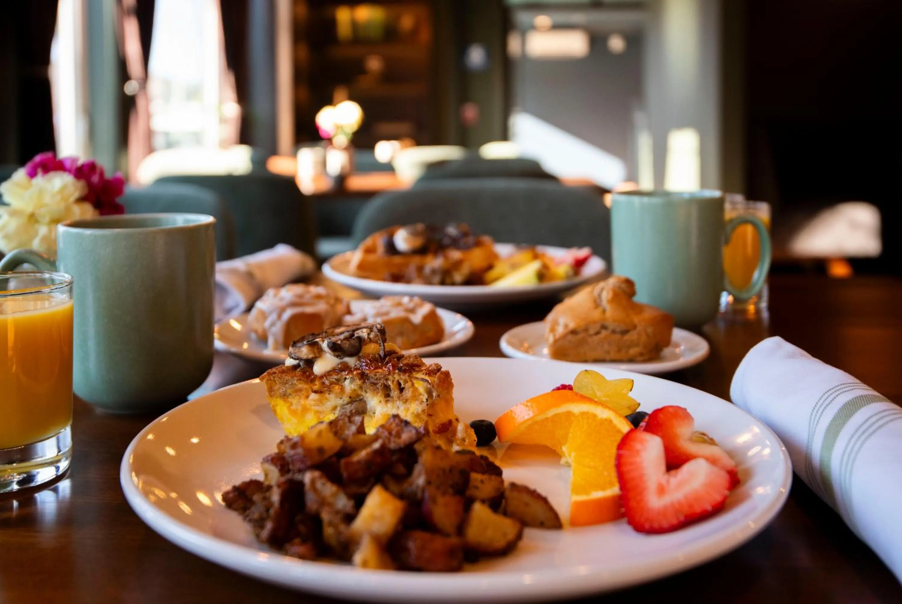 Restaurant/places to eat in The Pathmaker Hotel