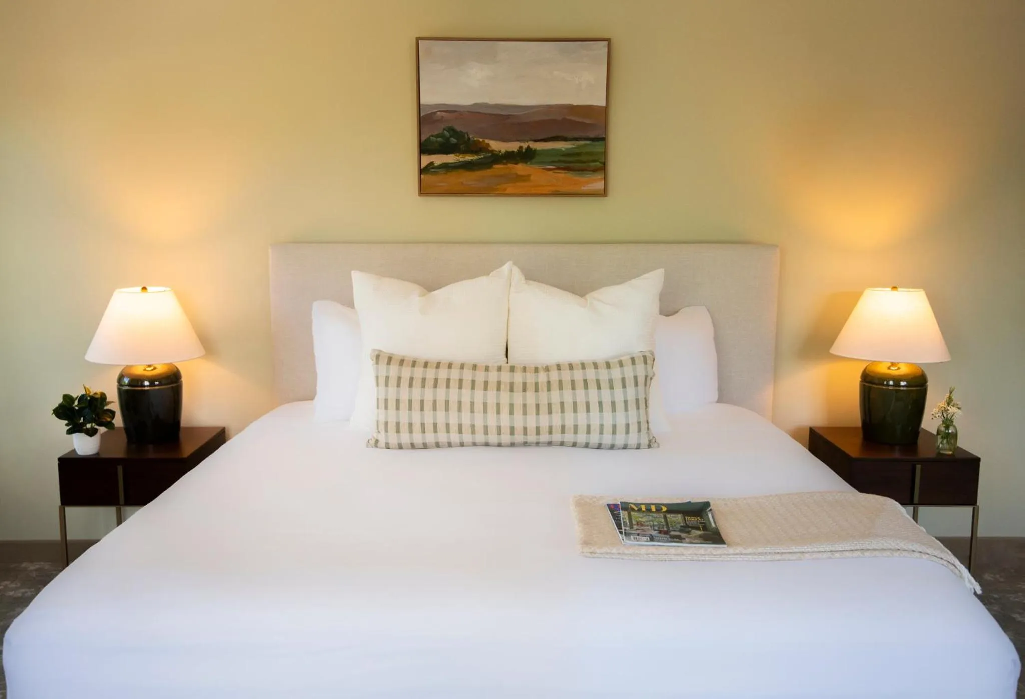 Bed in The Pathmaker Hotel