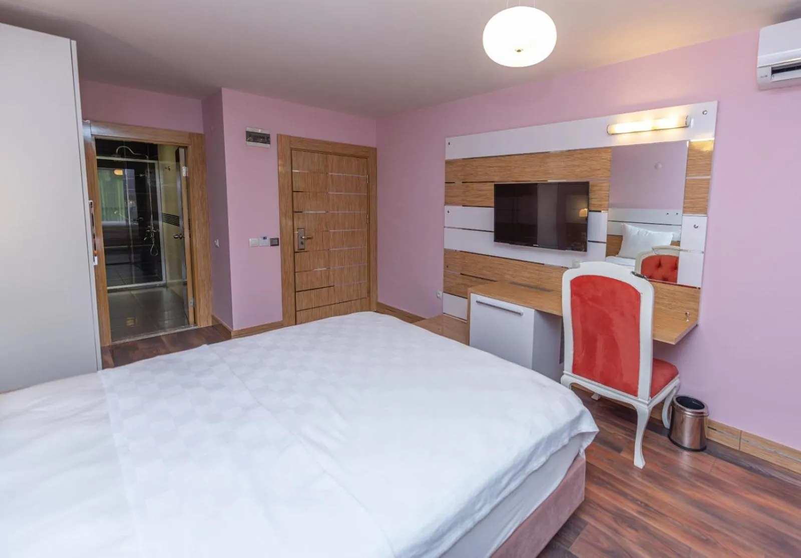 Photo of the whole room, Bed in TOK EPİK HOTEL