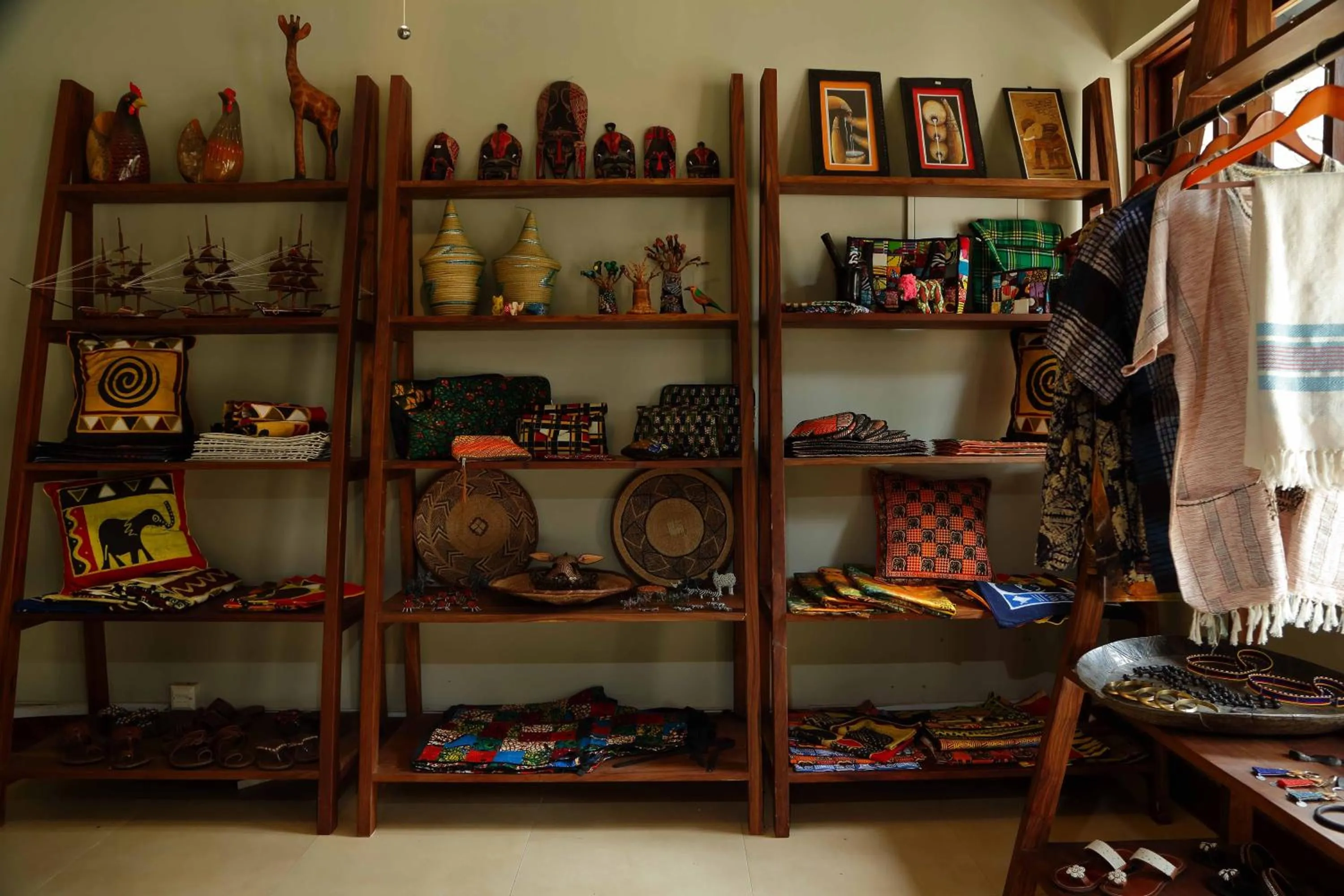 Decorative detail in Lake Duluti Lodge