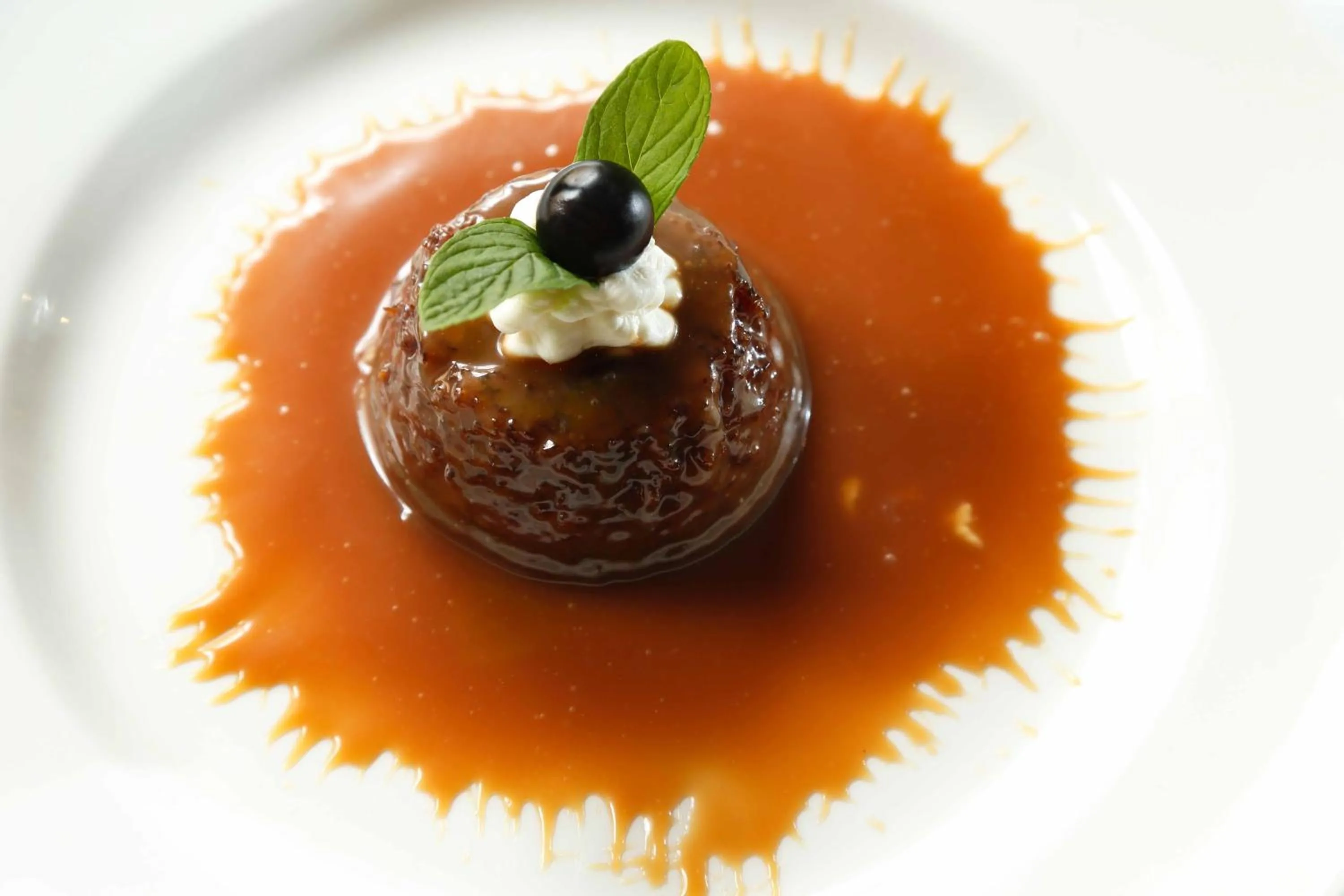 Food and drinks in Lake Duluti Lodge