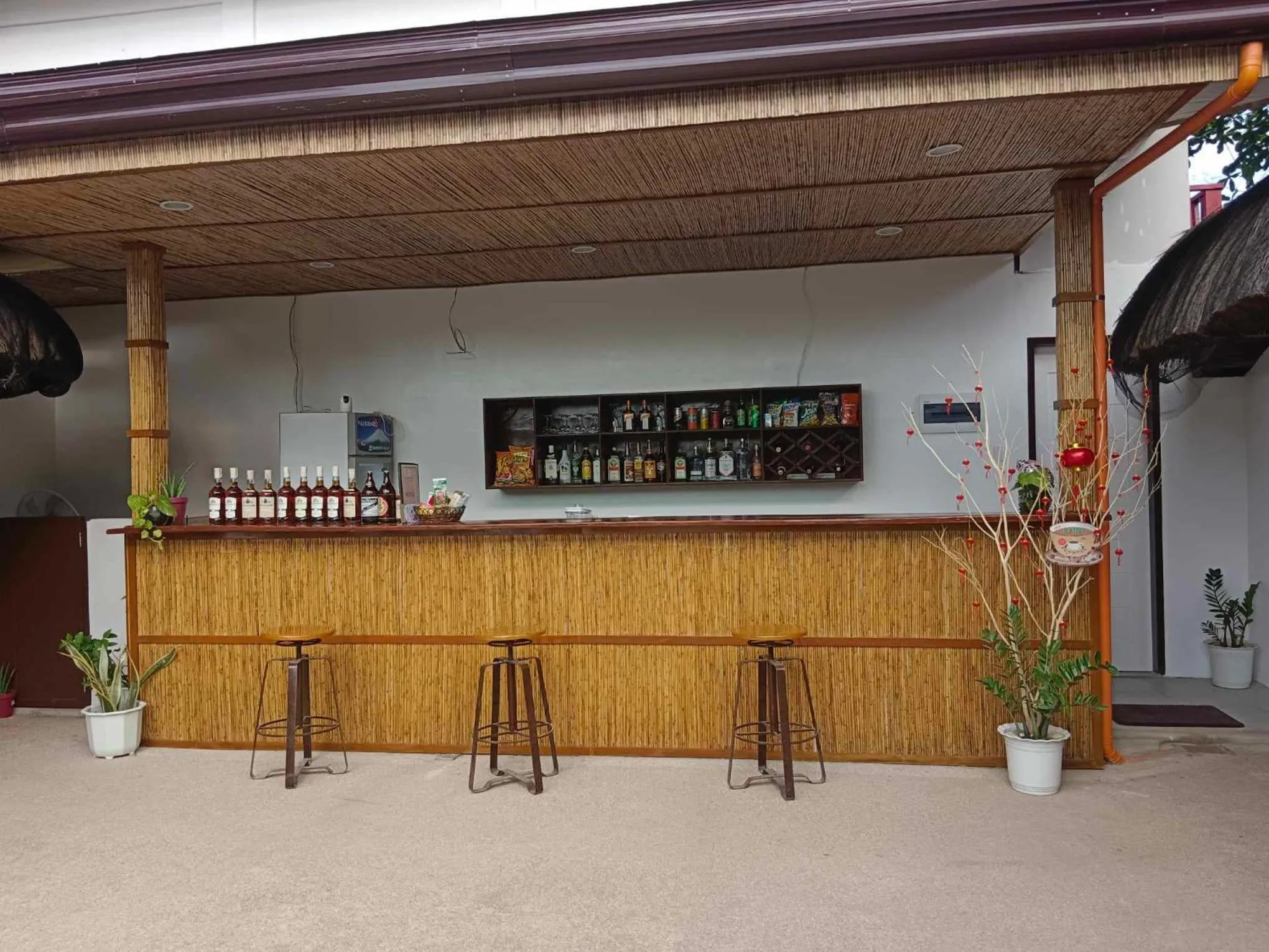 Lounge or bar in The Ananyana Beach Resort by SMS Hospitality